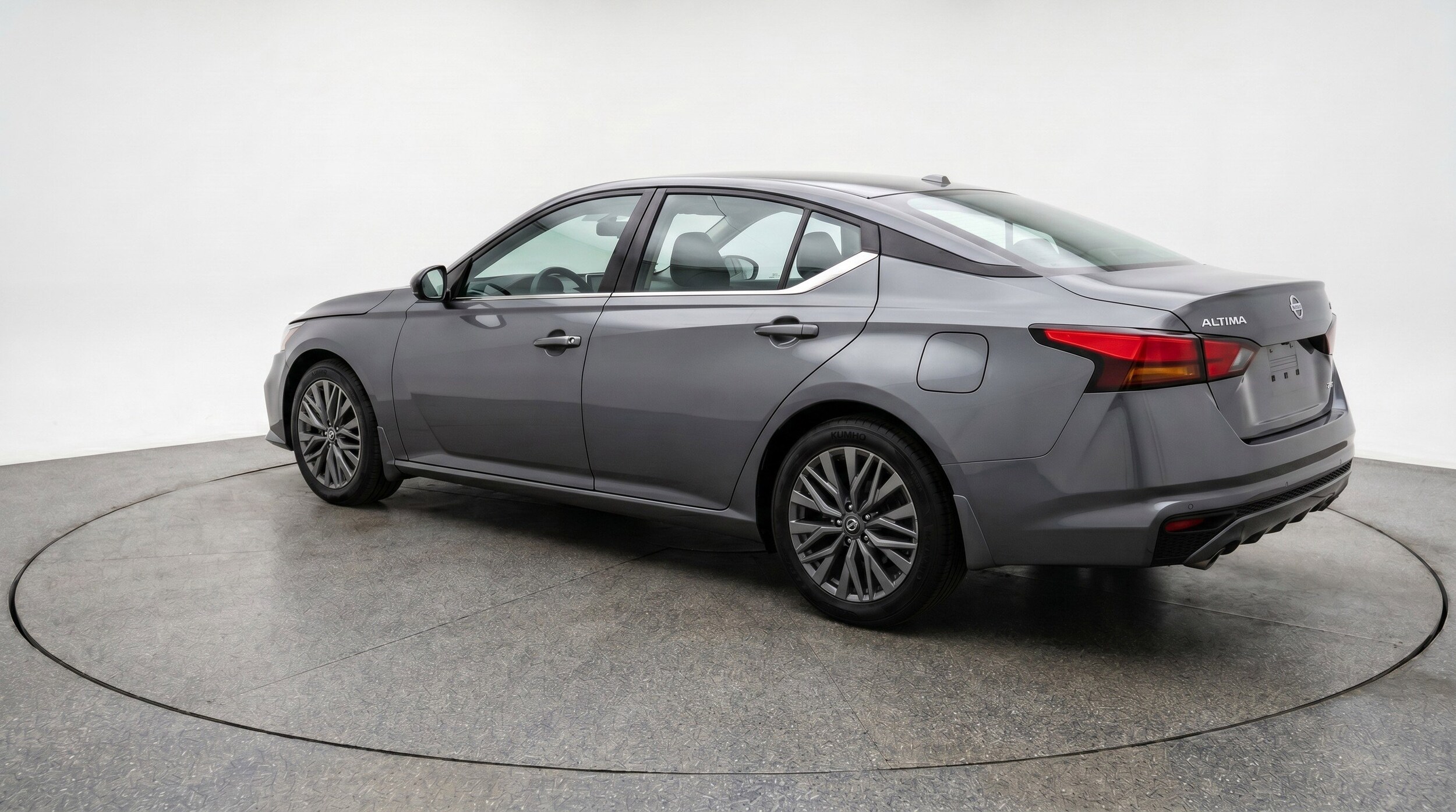 Thumbnail: 2025 Nissan Altima - 6