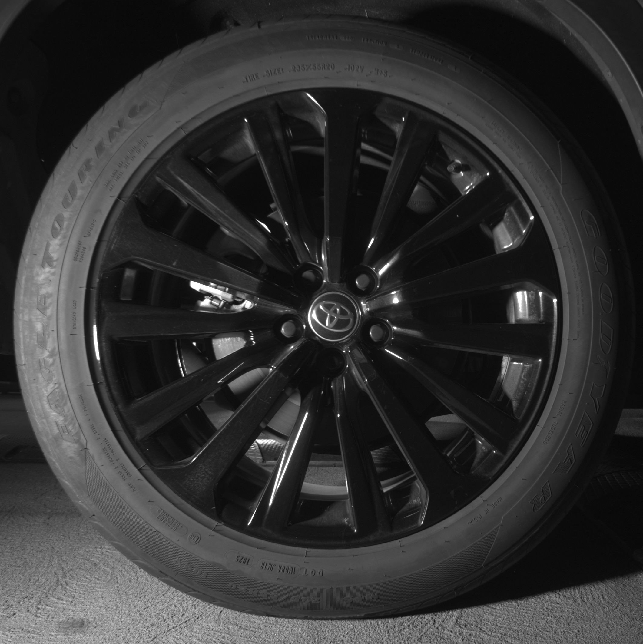 Thumbnail: 2025 Toyota Highlander - 15