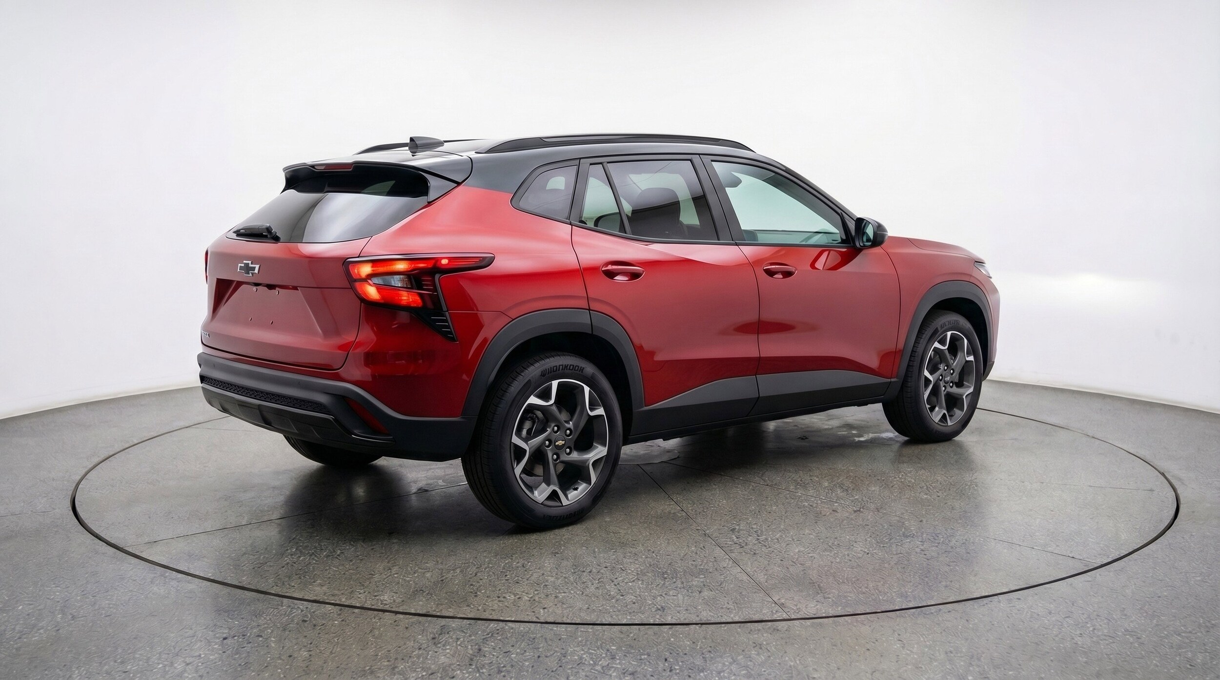 Thumbnail: 2025 Chevrolet Trax - 9