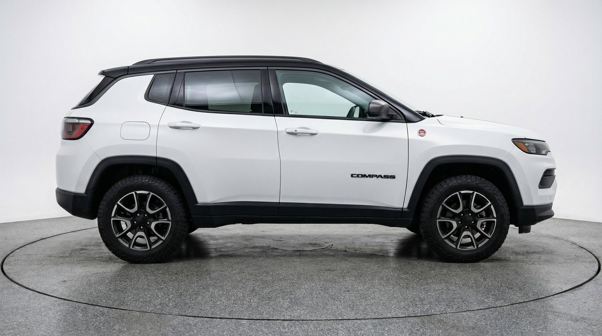 Thumbnail: 2025 Jeep Compass - 11