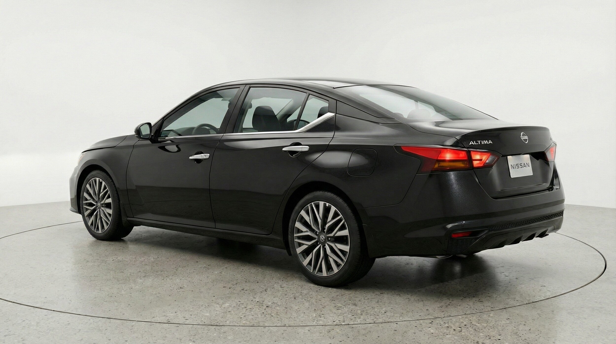 Thumbnail: 2025 Nissan Altima - 6