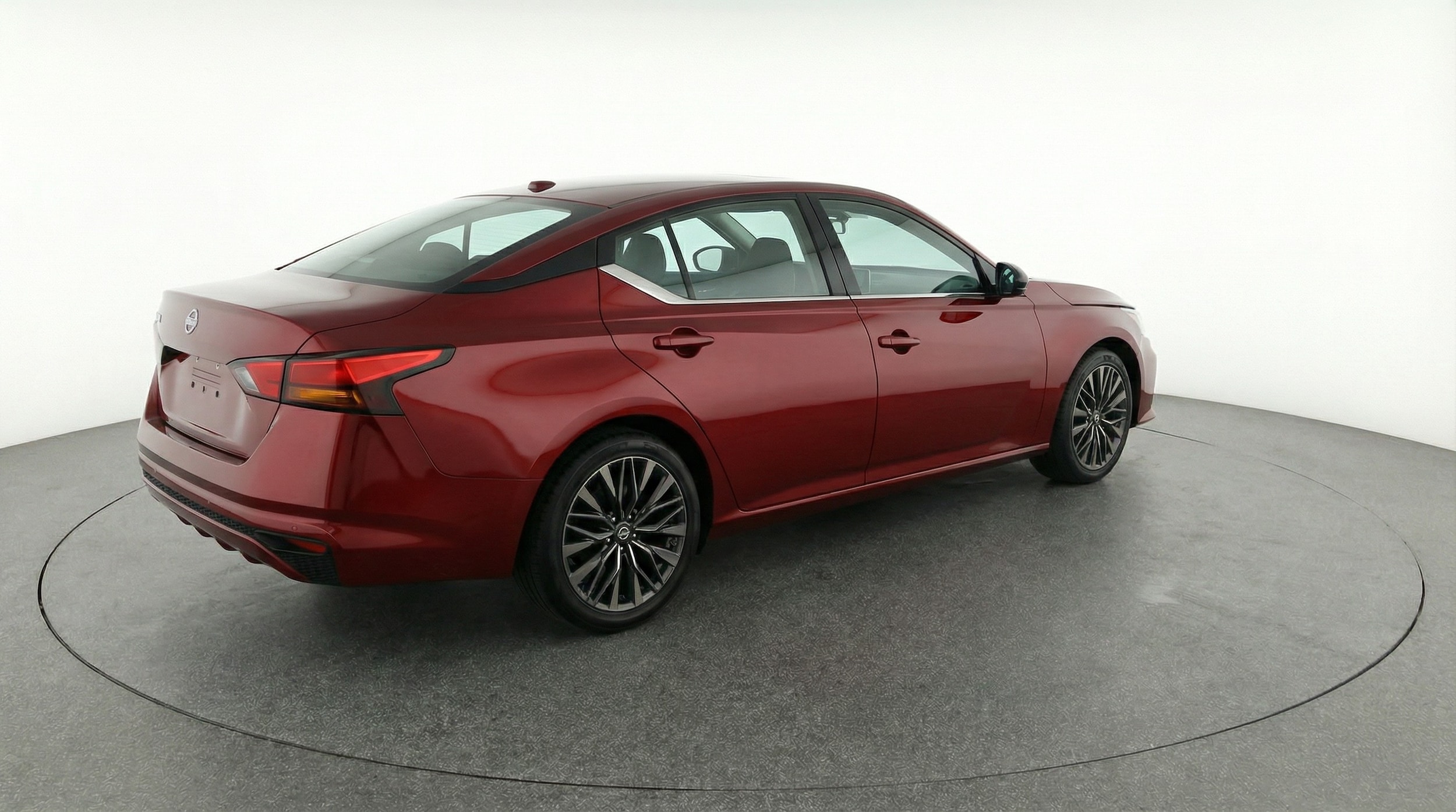 Thumbnail: 2025 Nissan Altima - 5