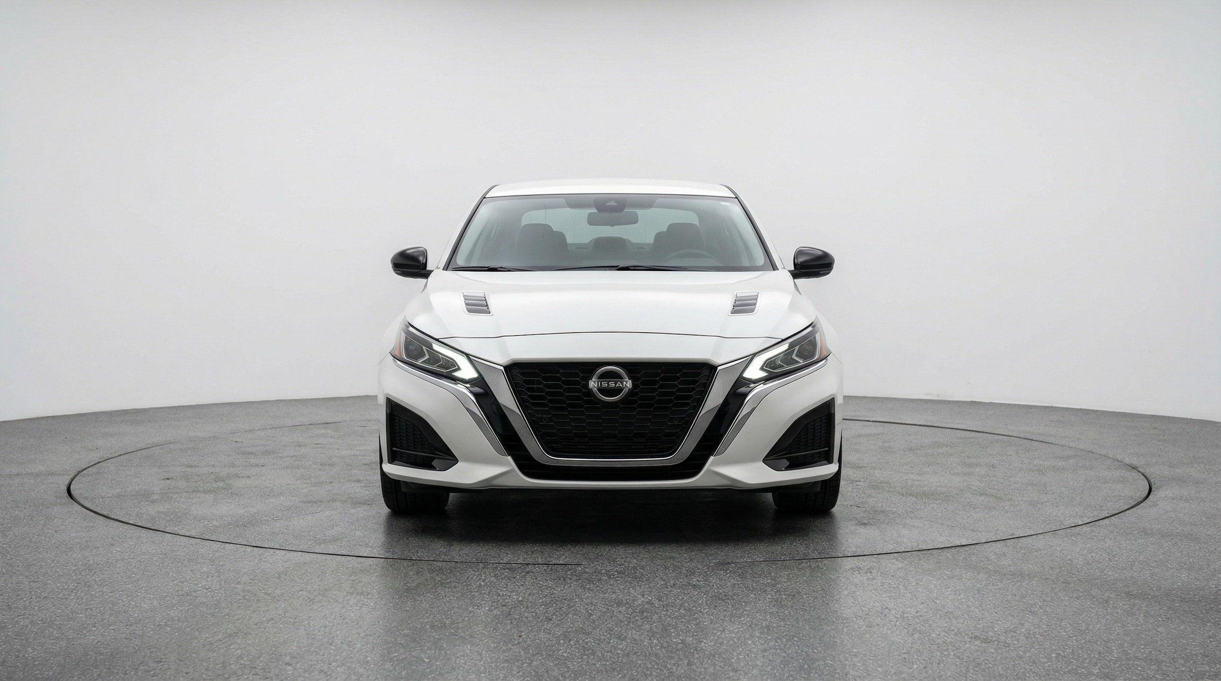 Thumbnail: 2025 Nissan Altima - 2