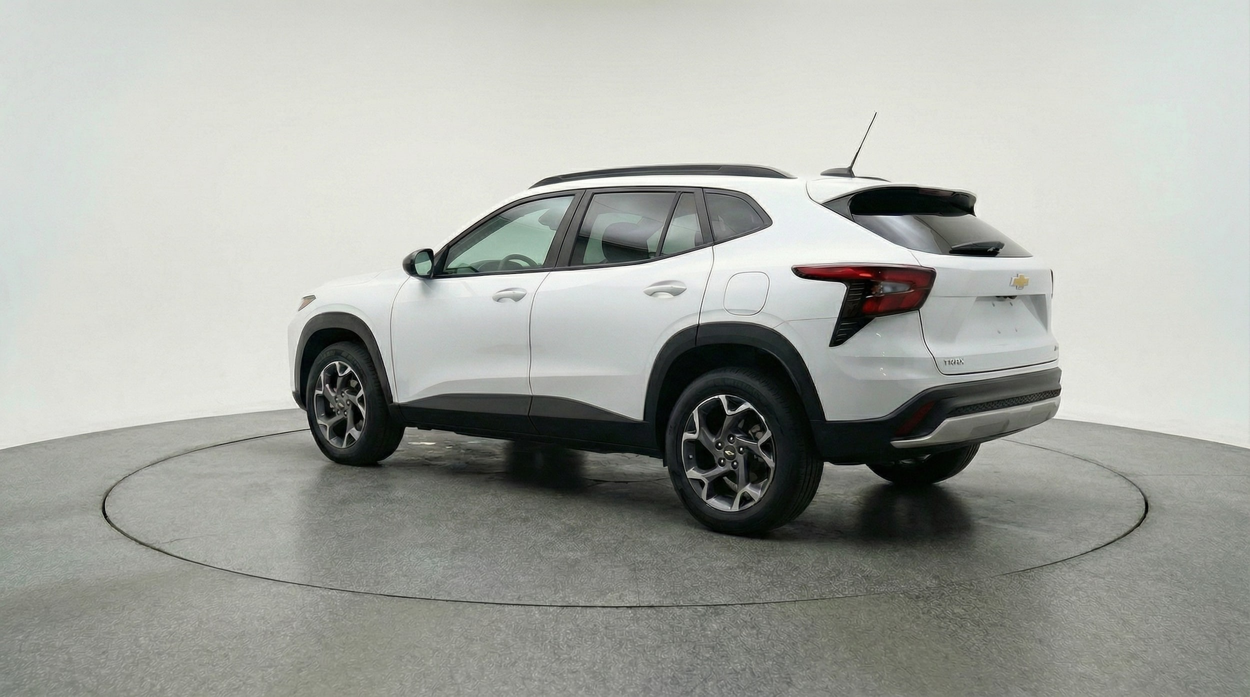 Thumbnail: 2025 Chevrolet Trax - 5