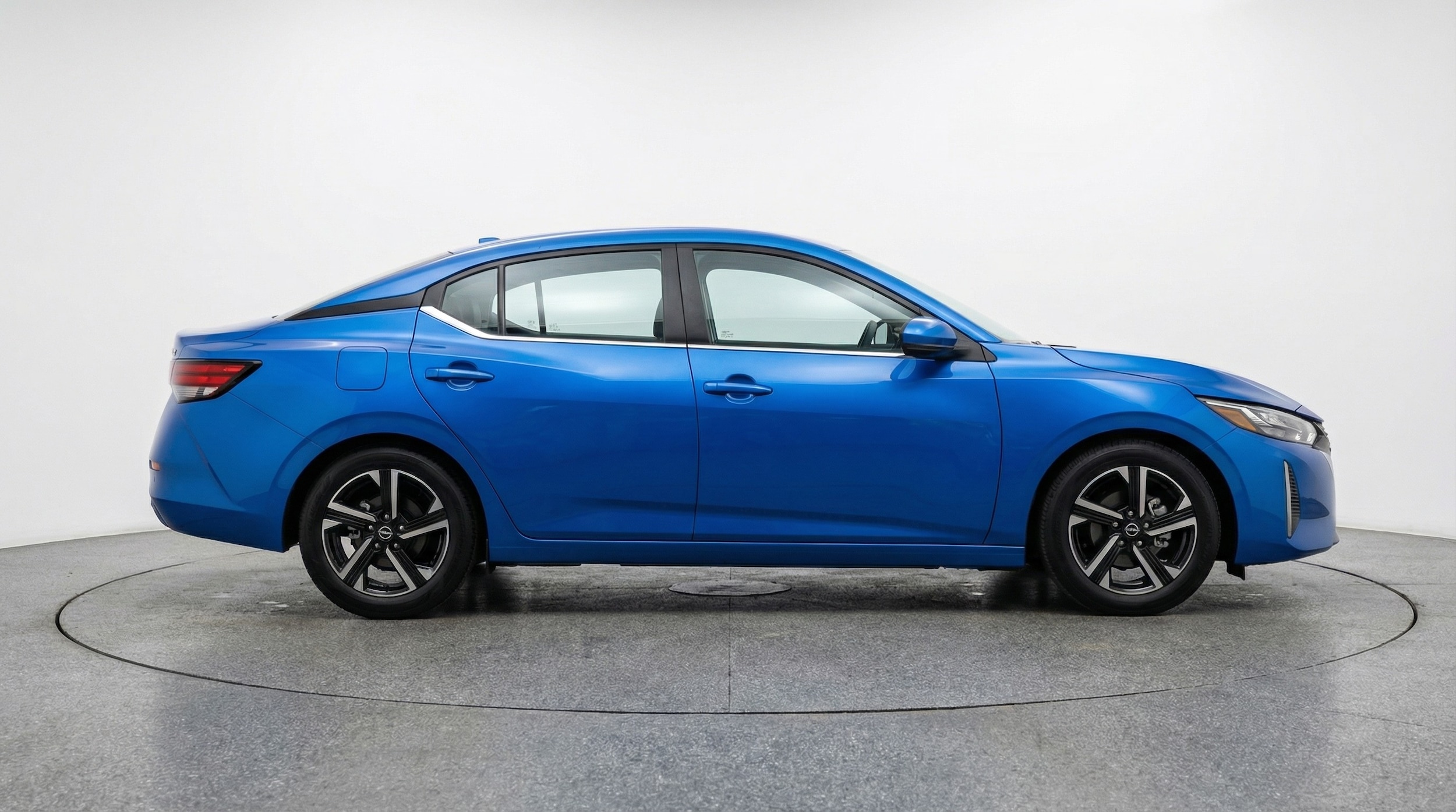 Thumbnail: 2025 Nissan Sentra - 8