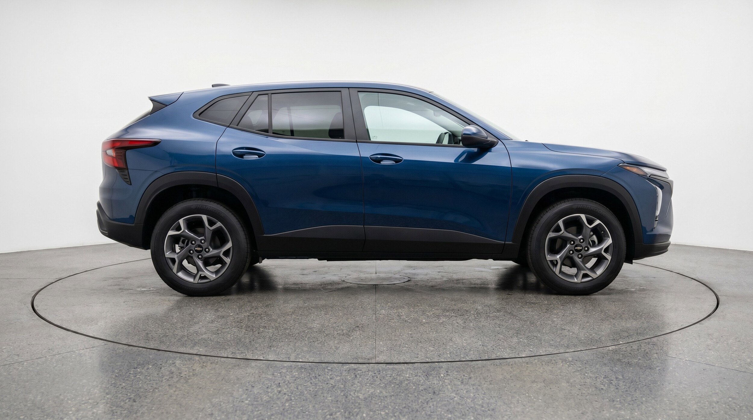 Thumbnail: 2025 Chevrolet Trax - 11