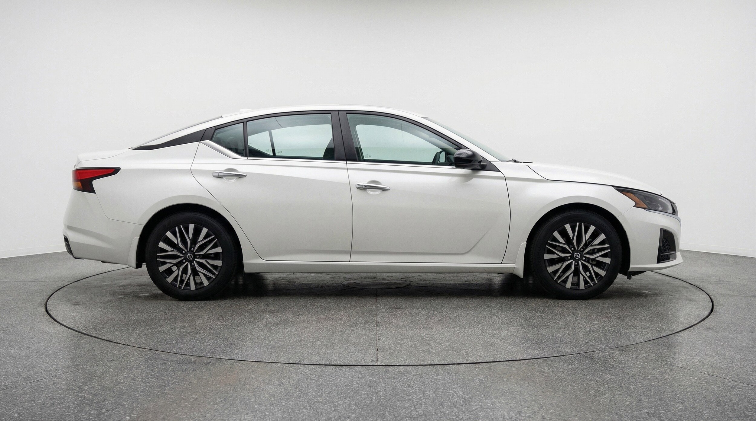 Thumbnail: 2025 Nissan Altima - 11