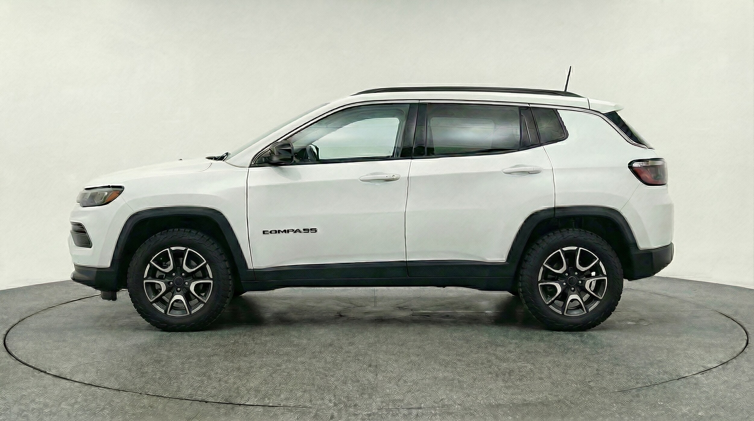 Thumbnail: 2025 Jeep Compass - 4