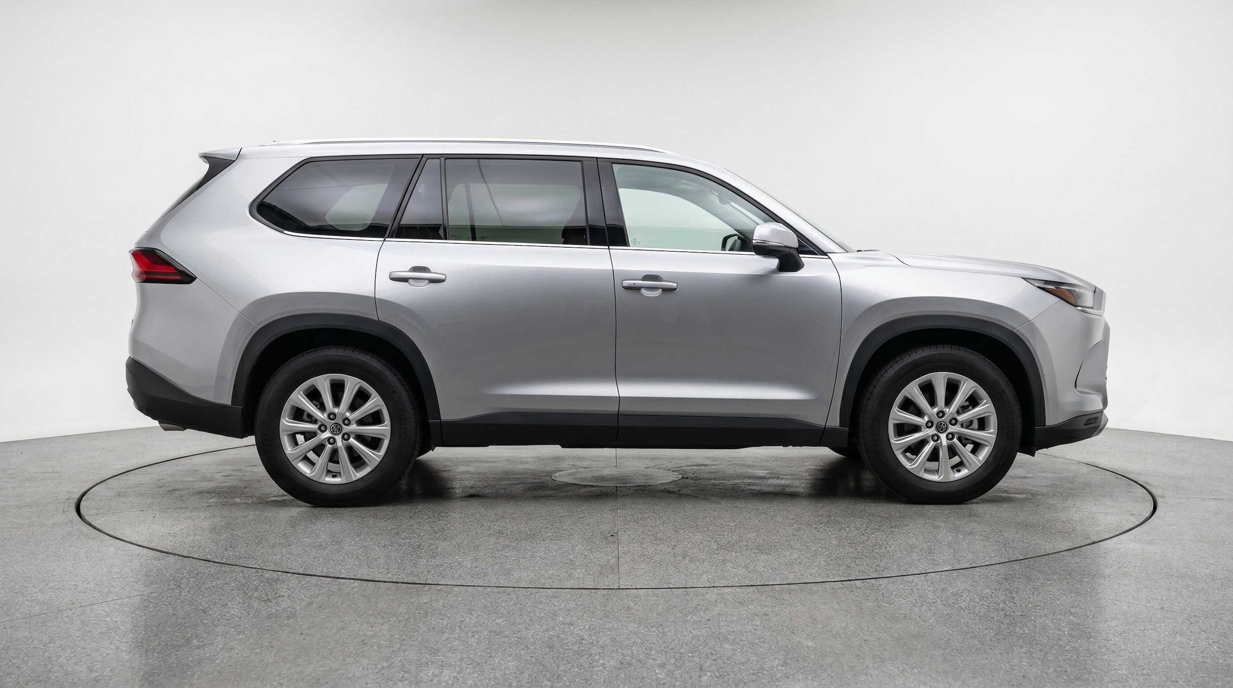 Thumbnail: 2025 Toyota Grand Highlander - 11