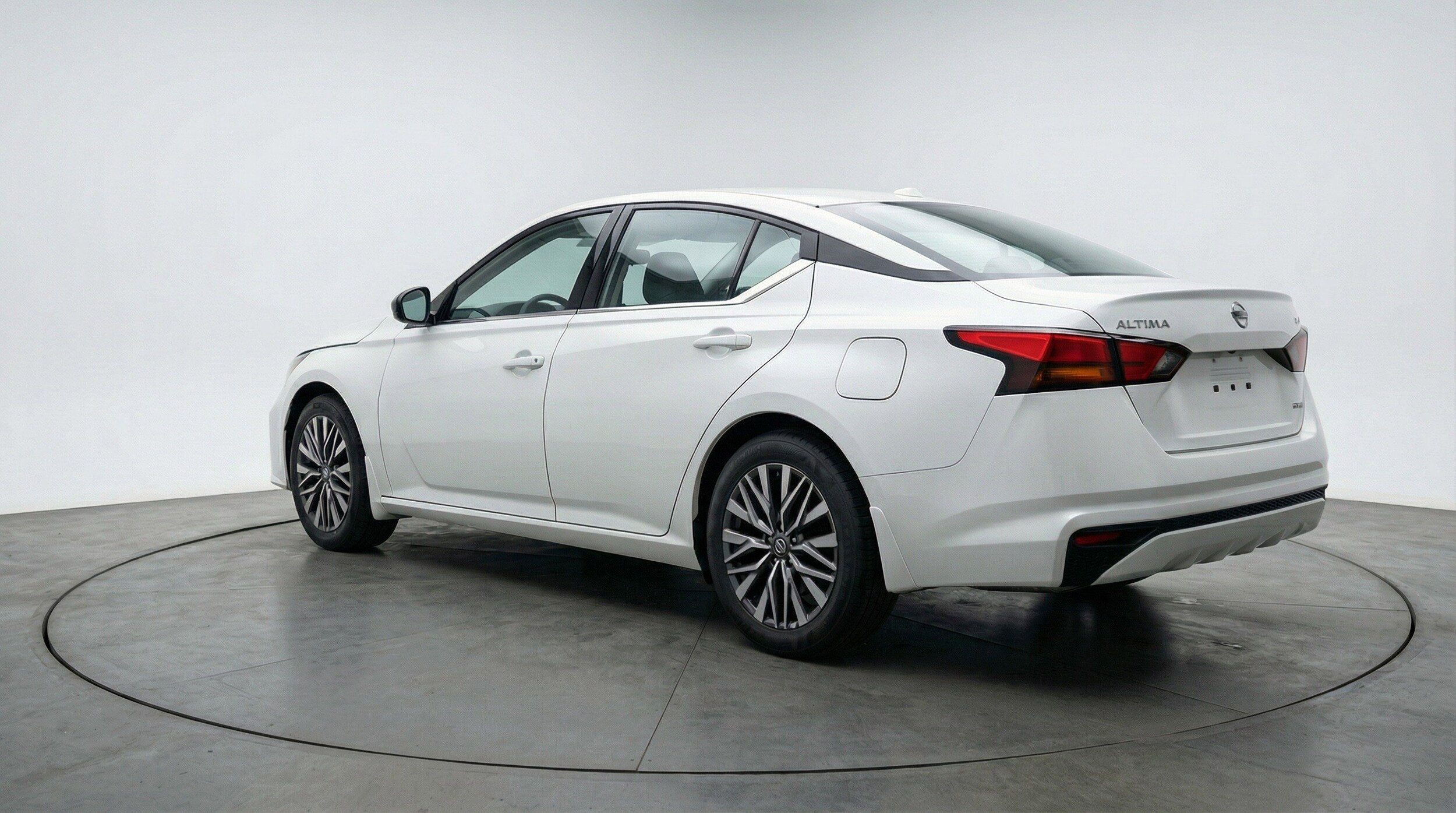 Thumbnail: 2025 Nissan Altima - 6