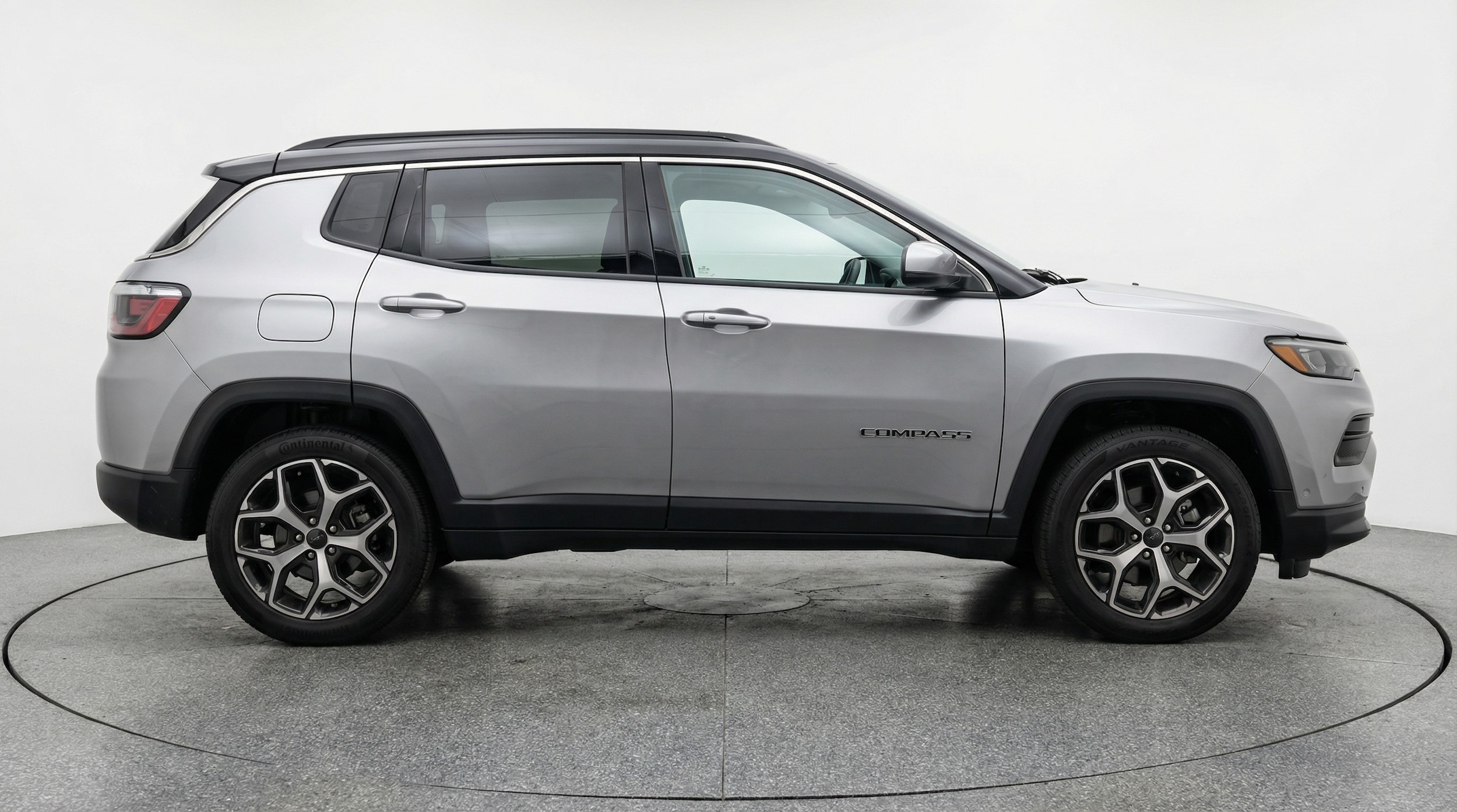 Thumbnail: 2025 Jeep Compass - 8