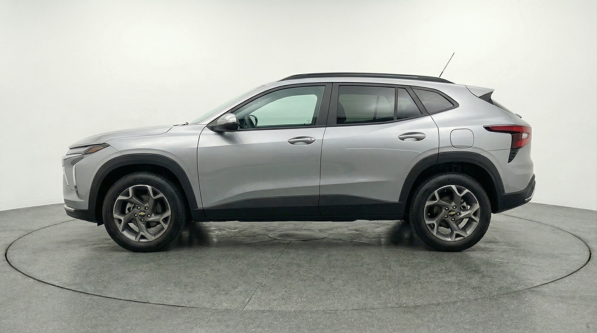 Thumbnail: 2025 Chevrolet Trax - 4