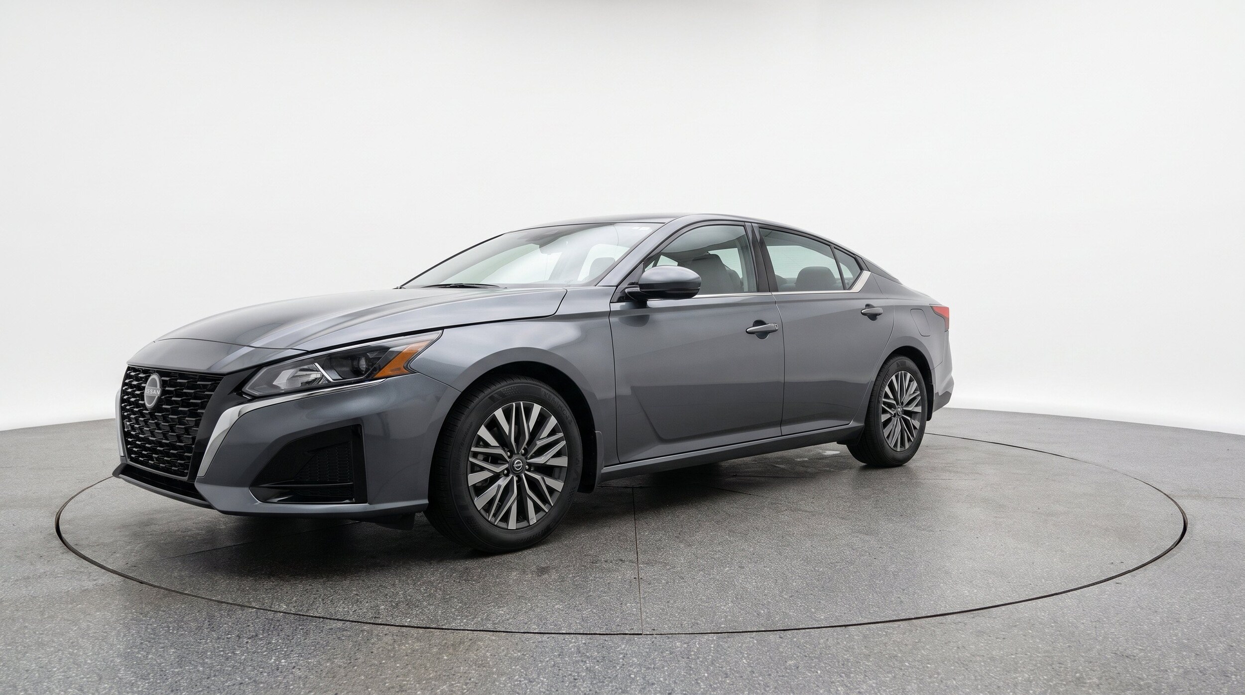 Thumbnail: 2025 Nissan Altima - 3