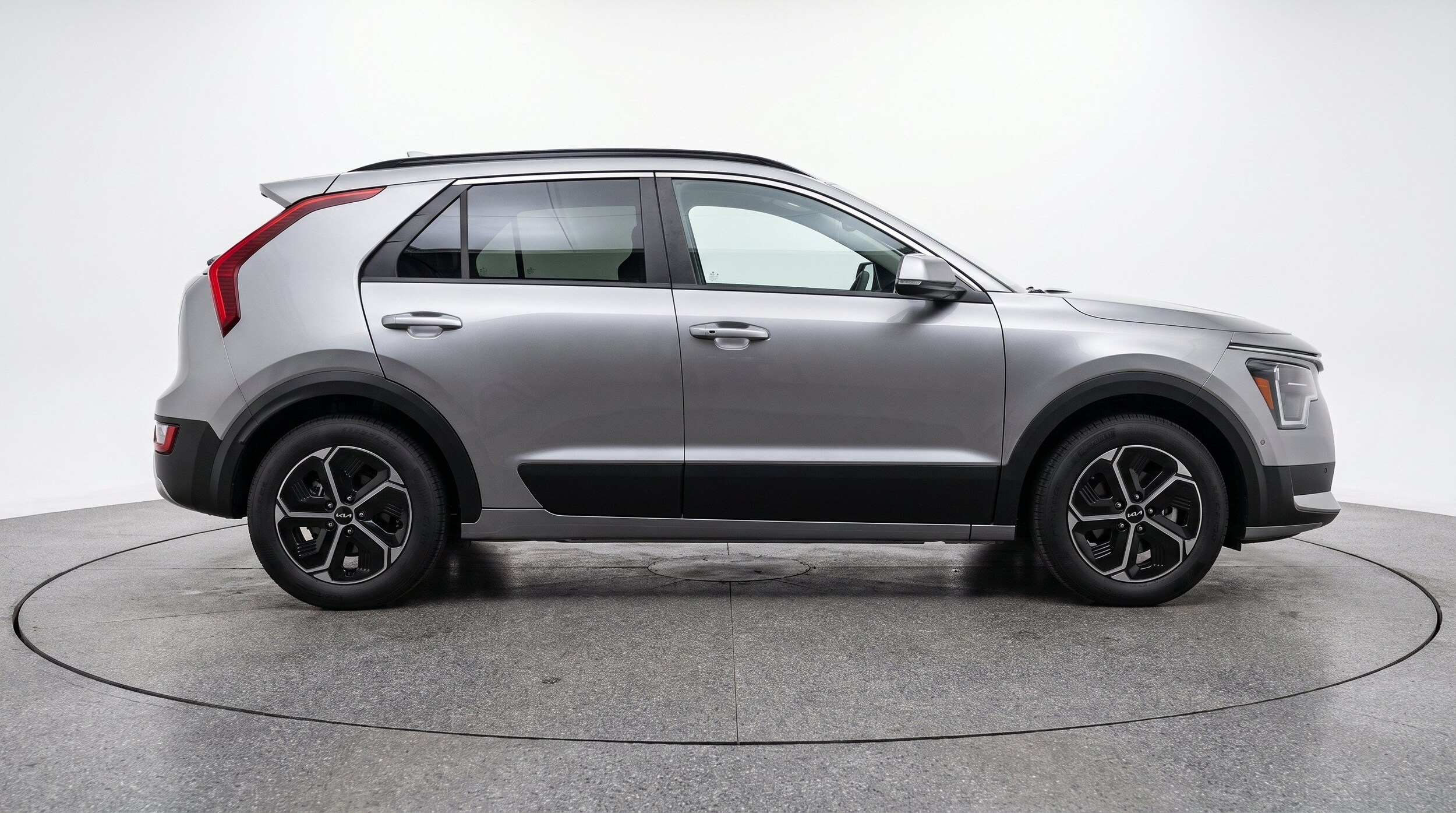 Thumbnail: 2026 Kia Niro - 11