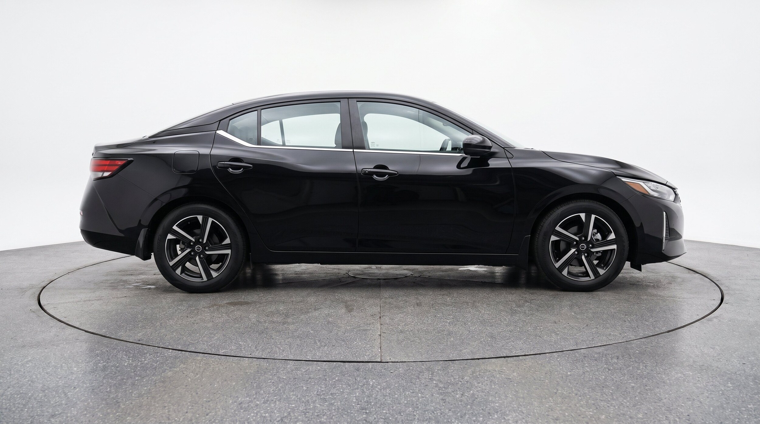 Thumbnail: 2025 Nissan Sentra - 11