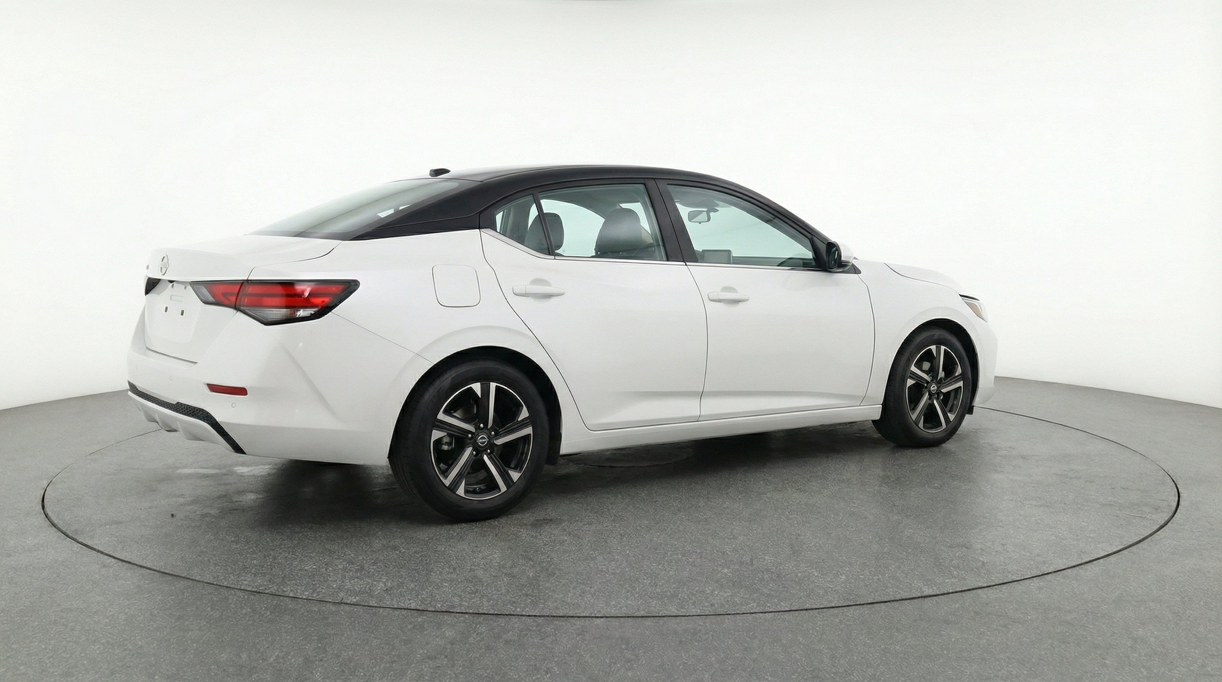 Thumbnail: 2025 Nissan Sentra - 9