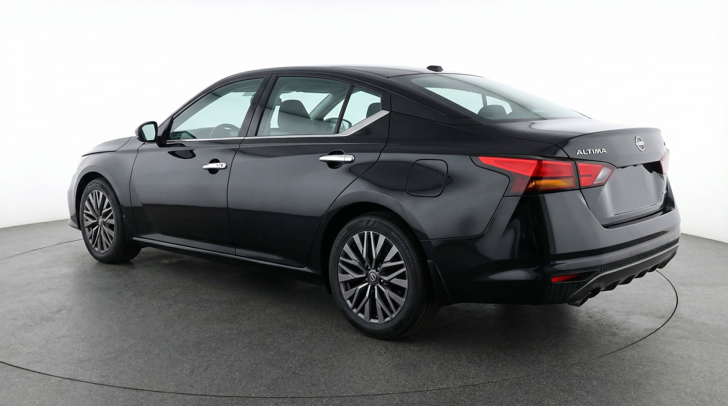 Thumbnail: 2025 Nissan Altima - 6