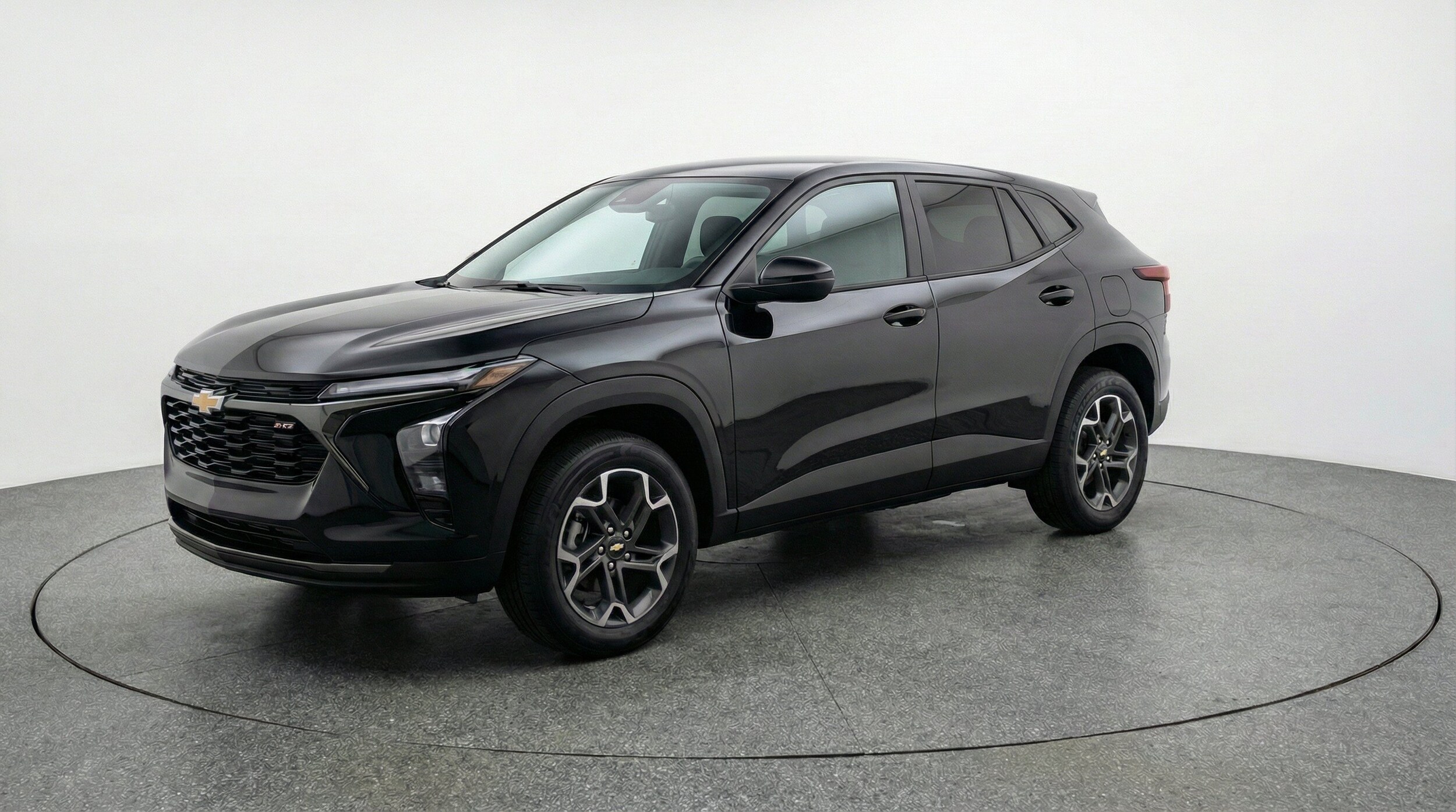 Thumbnail: 2025 Chevrolet Trax - 3