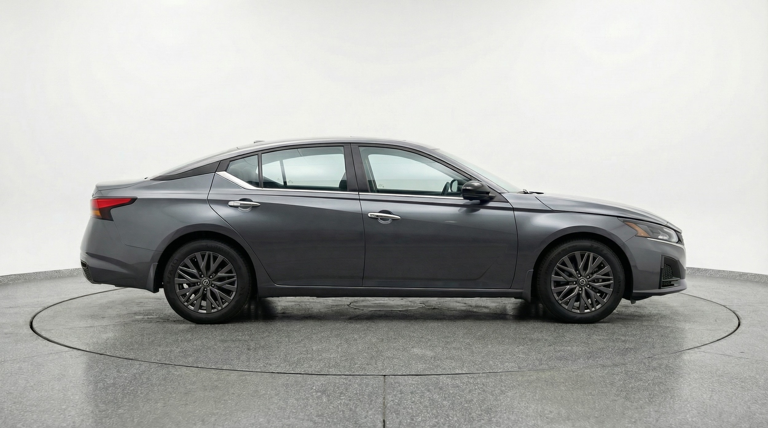 Thumbnail: 2025 Nissan Altima - 8