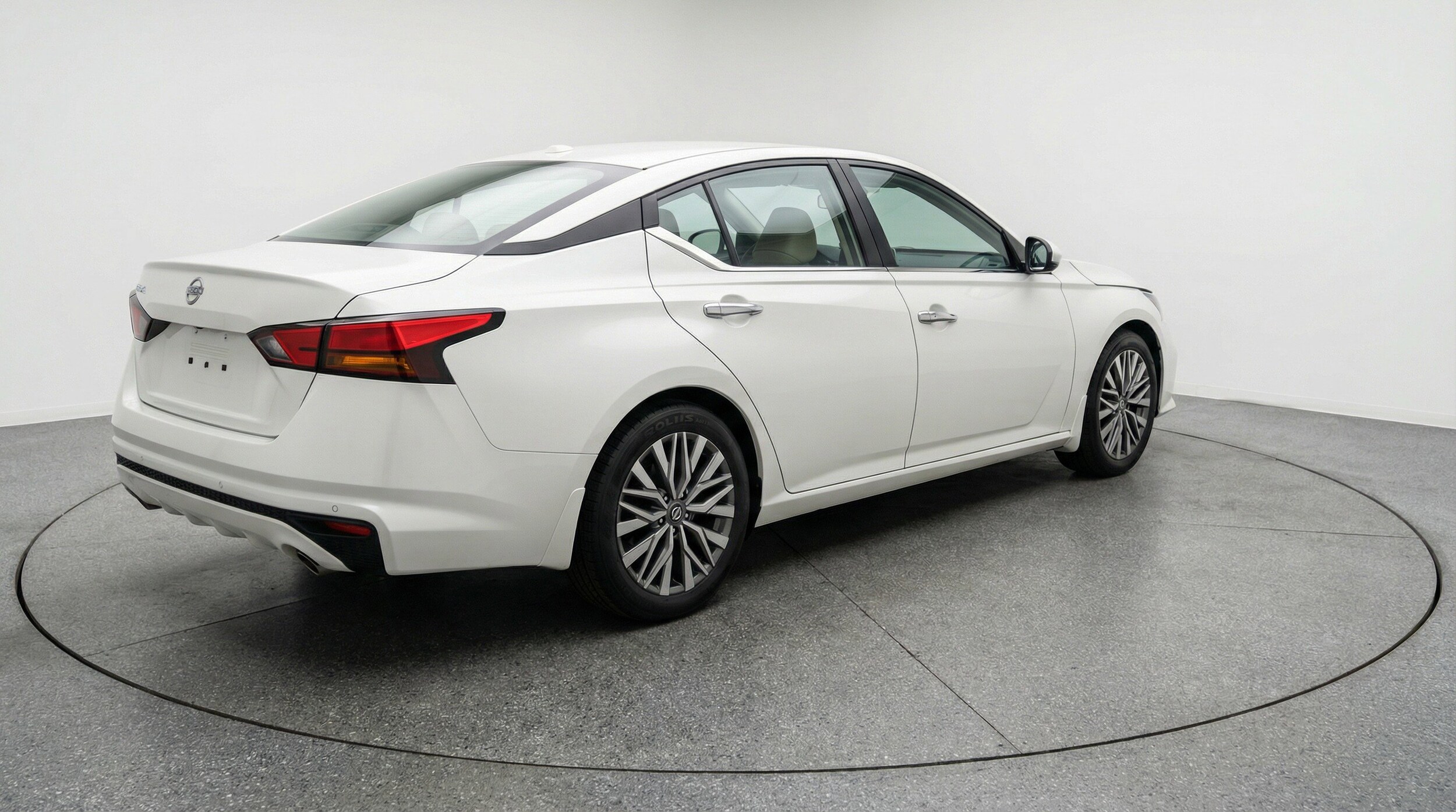 Thumbnail: 2025 Nissan Altima - 9