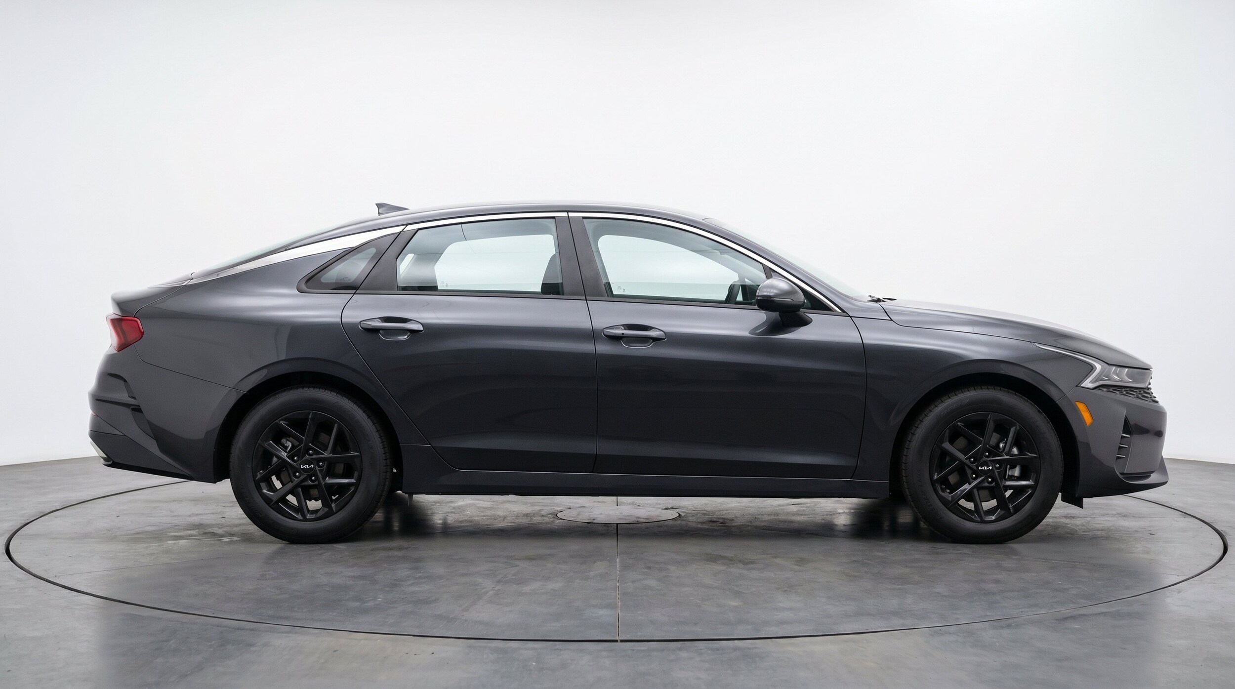 Thumbnail: 2025 Kia K5 - 11