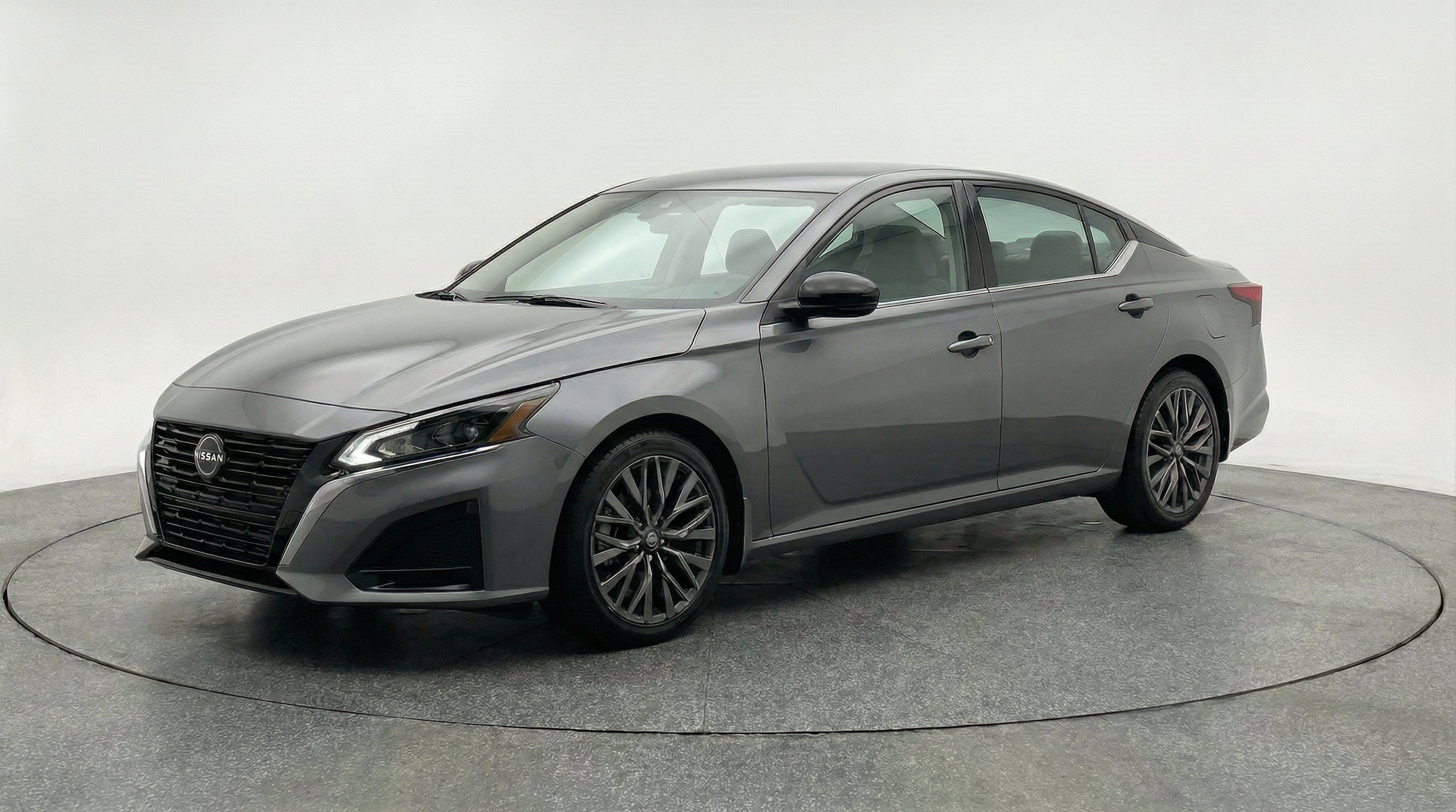 Thumbnail: 2025 Nissan Altima - 3