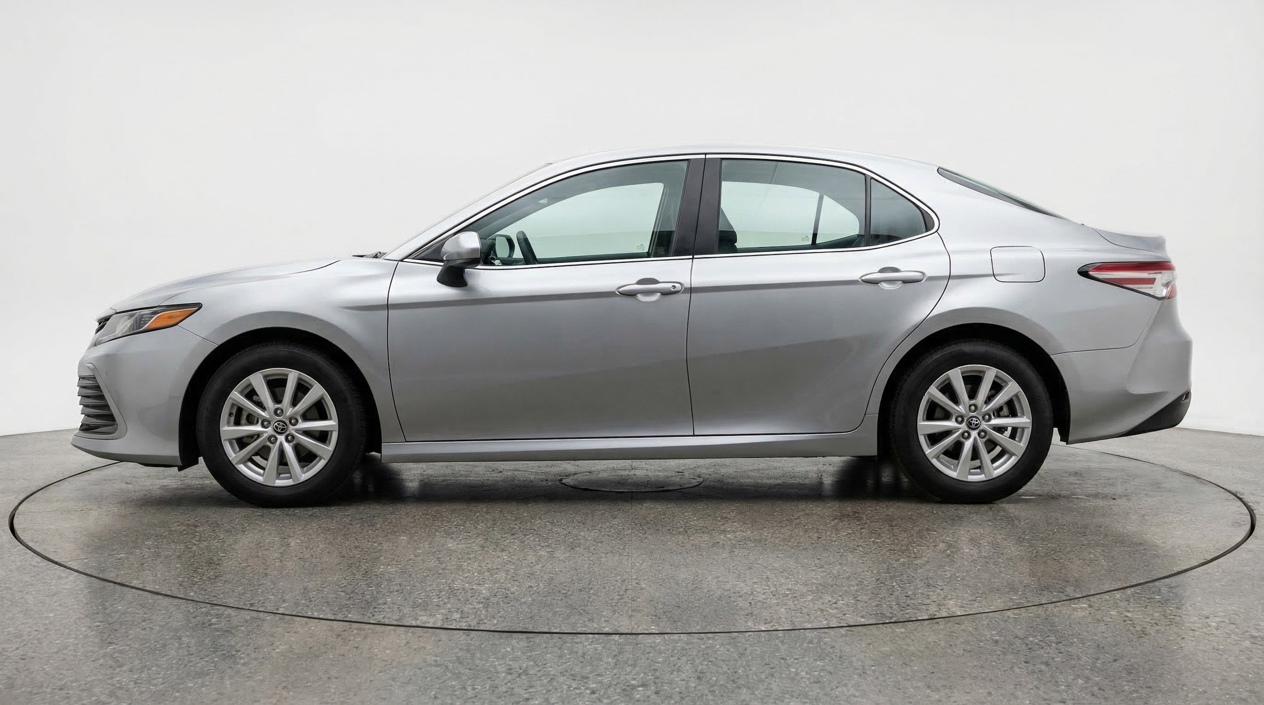 Thumbnail: 2025 Toyota Camry - 5