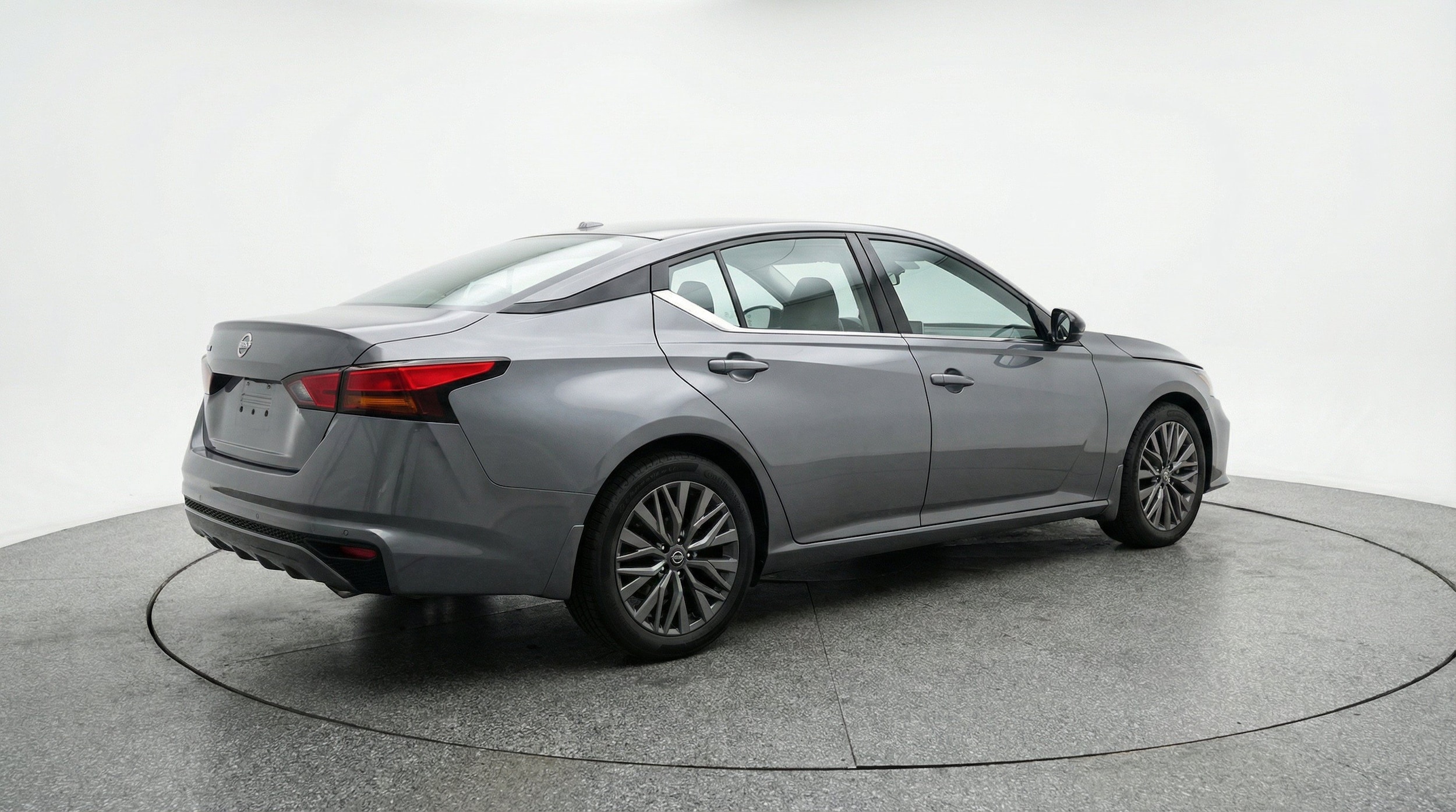 Thumbnail: 2025 Nissan Altima - 9
