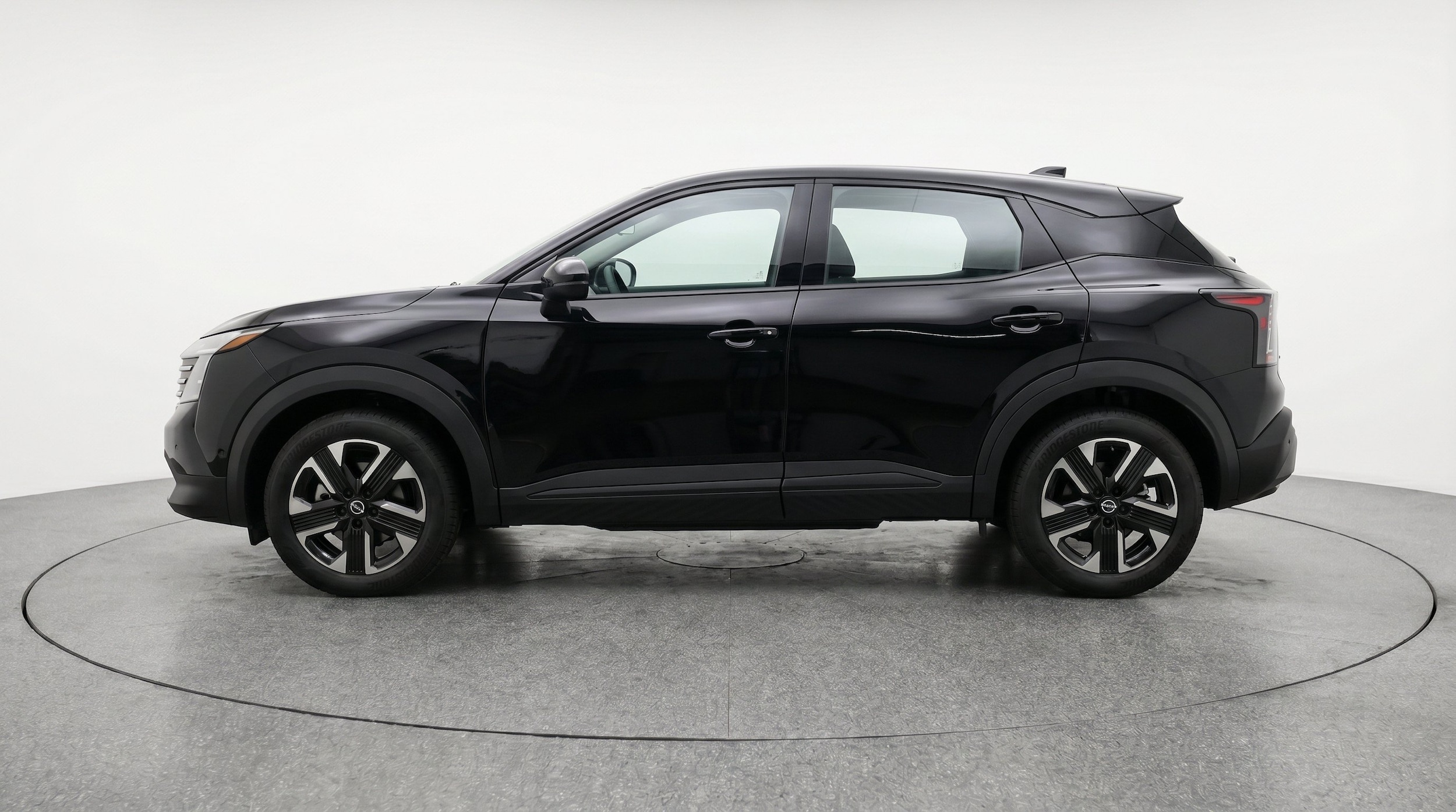 Thumbnail: 2026 Nissan Kicks - 5
