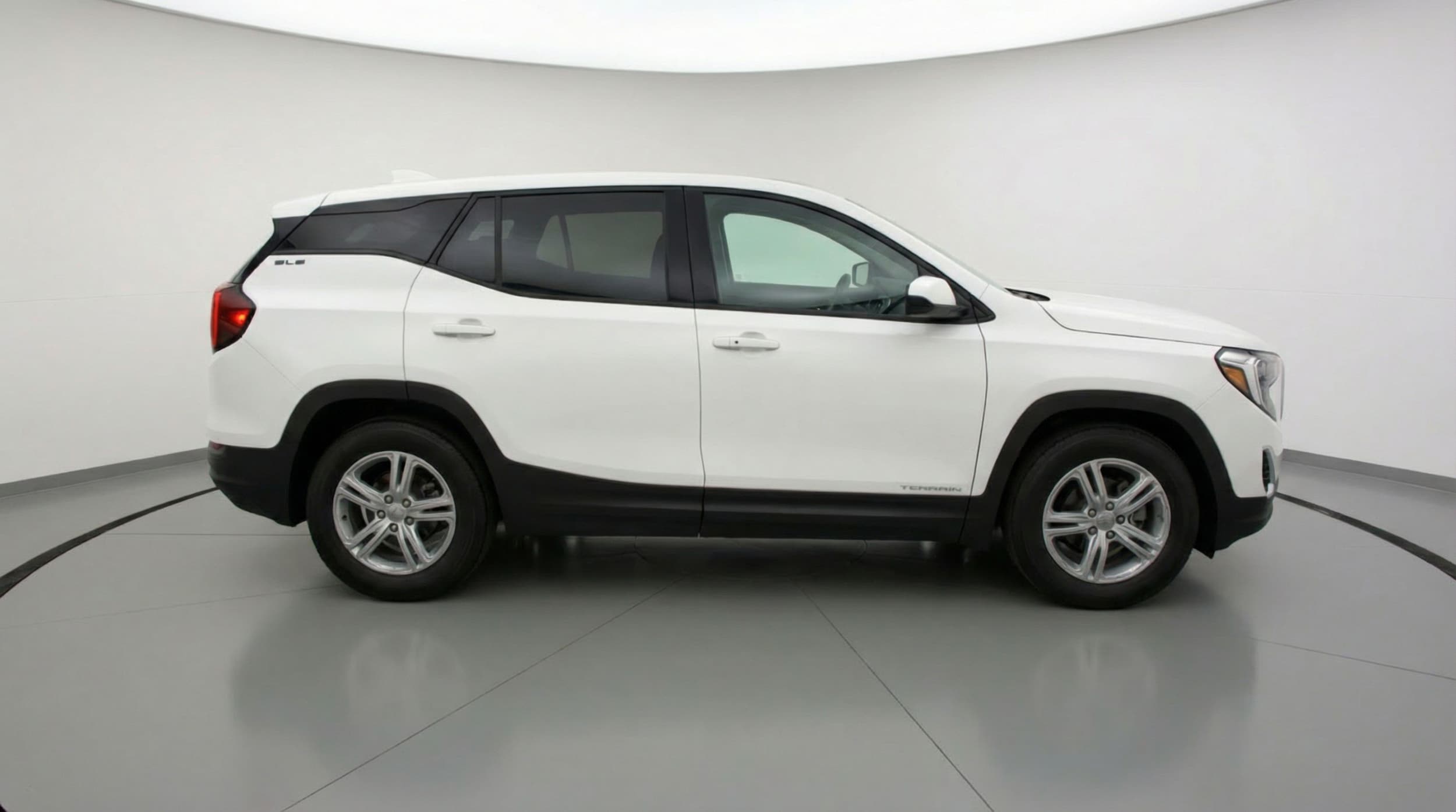 Thumbnail: 2024 GMC Terrain - 8