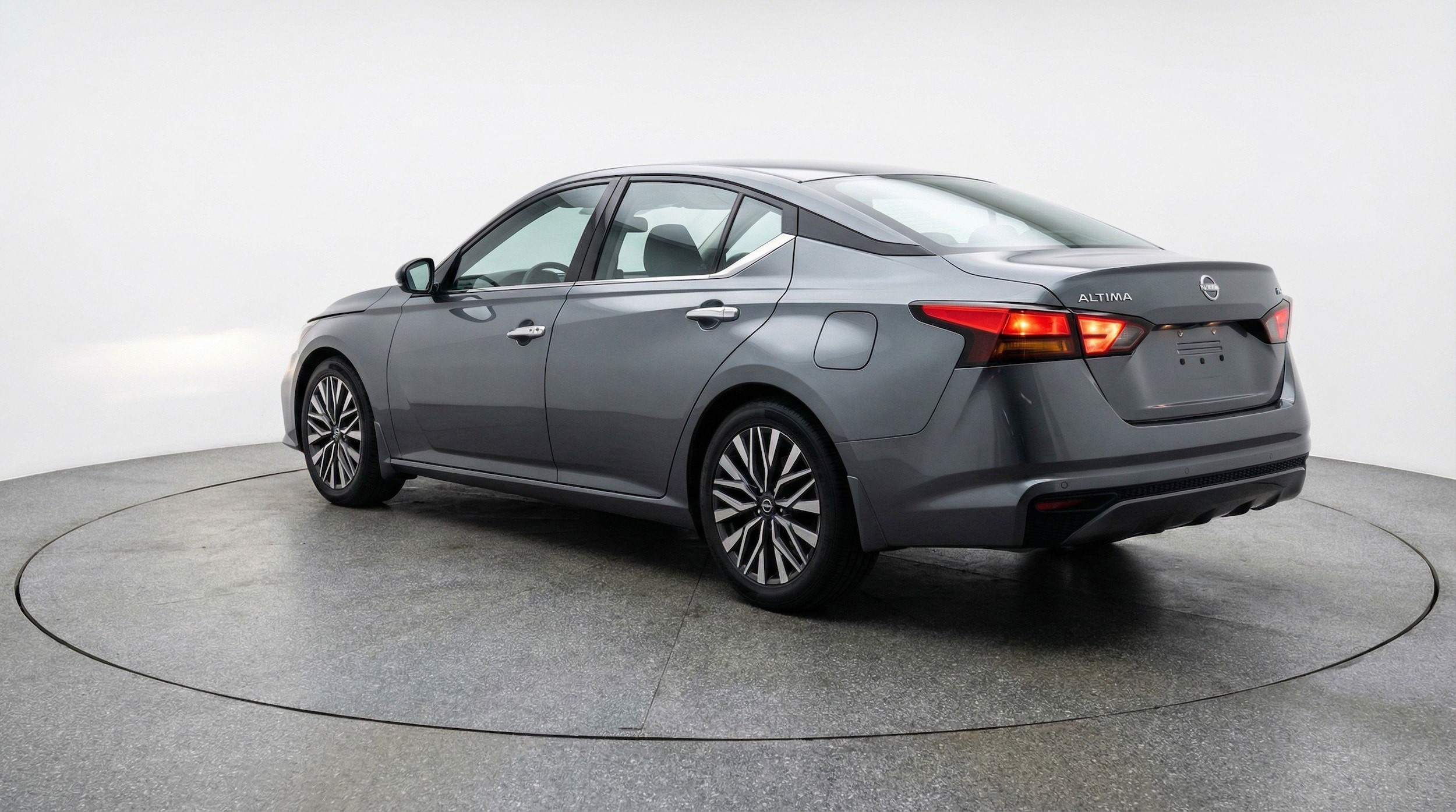 Thumbnail: 2025 Nissan Altima - 6