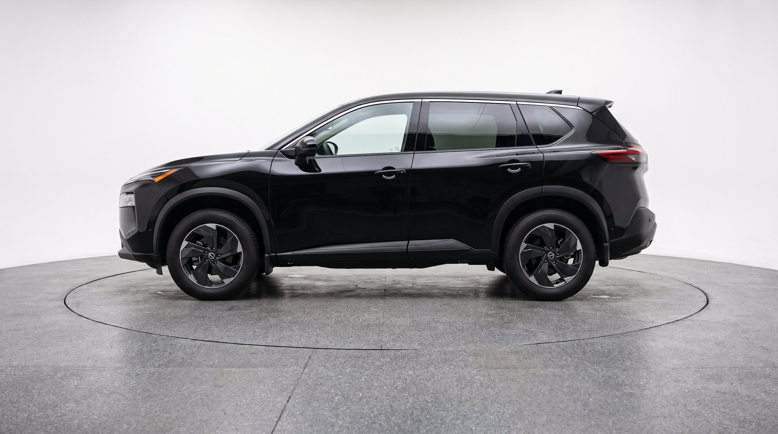 Thumbnail: 2025 Nissan Rogue - 5
