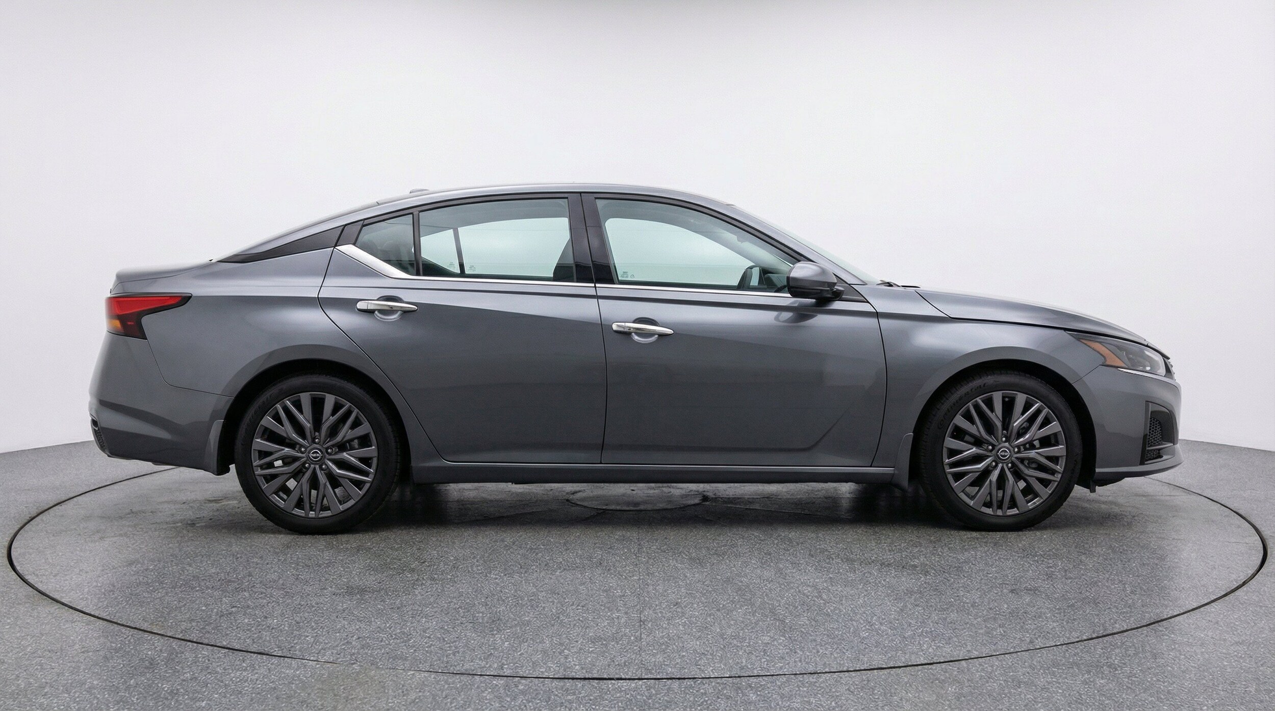 Thumbnail: 2025 Nissan Altima - 11