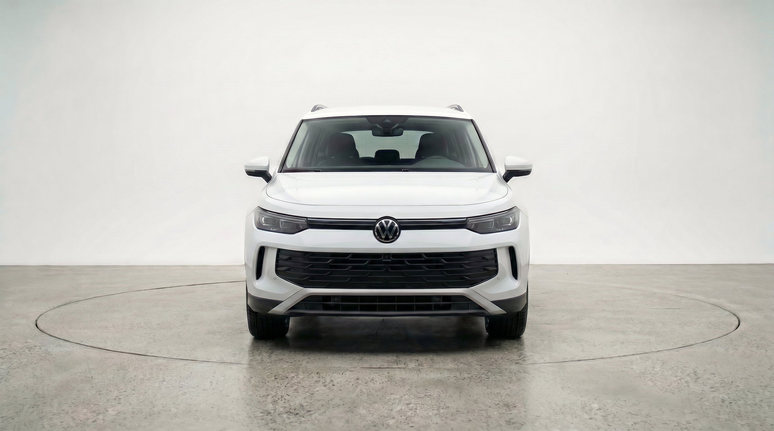 Thumbnail: 2026 Volkswagen Tiguan - 2