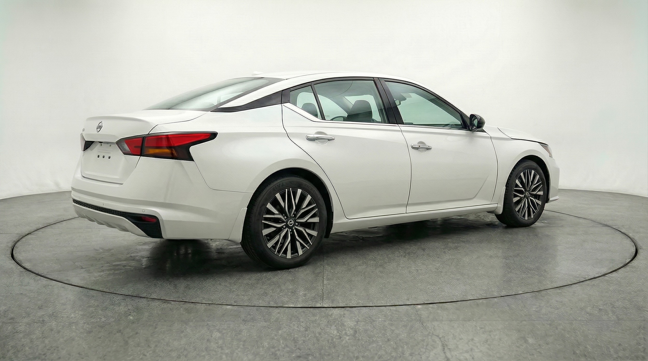 Thumbnail: 2025 Nissan Altima - 7