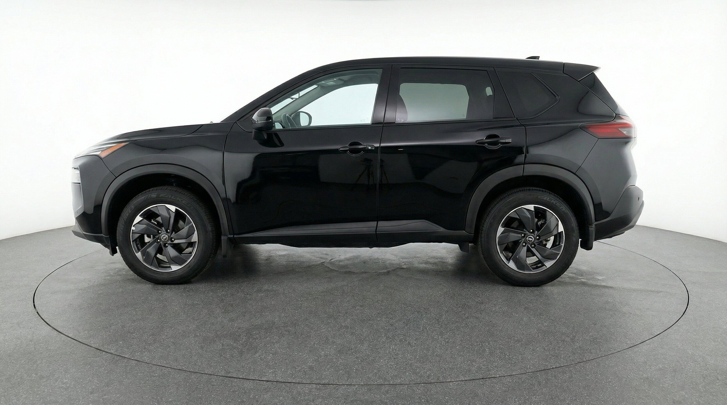 Thumbnail: 2025 Nissan Rogue - 5