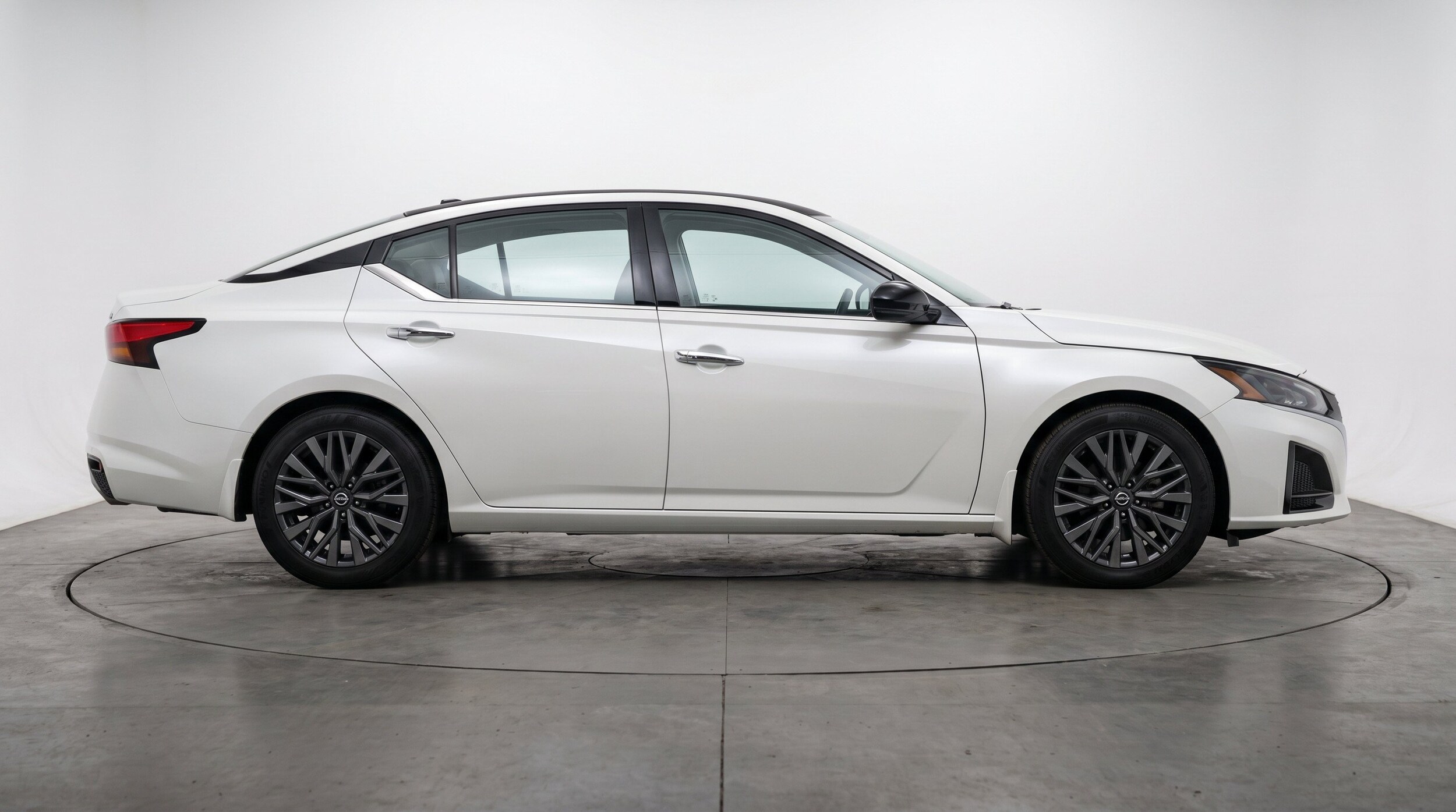 Thumbnail: 2025 Nissan Altima - 11