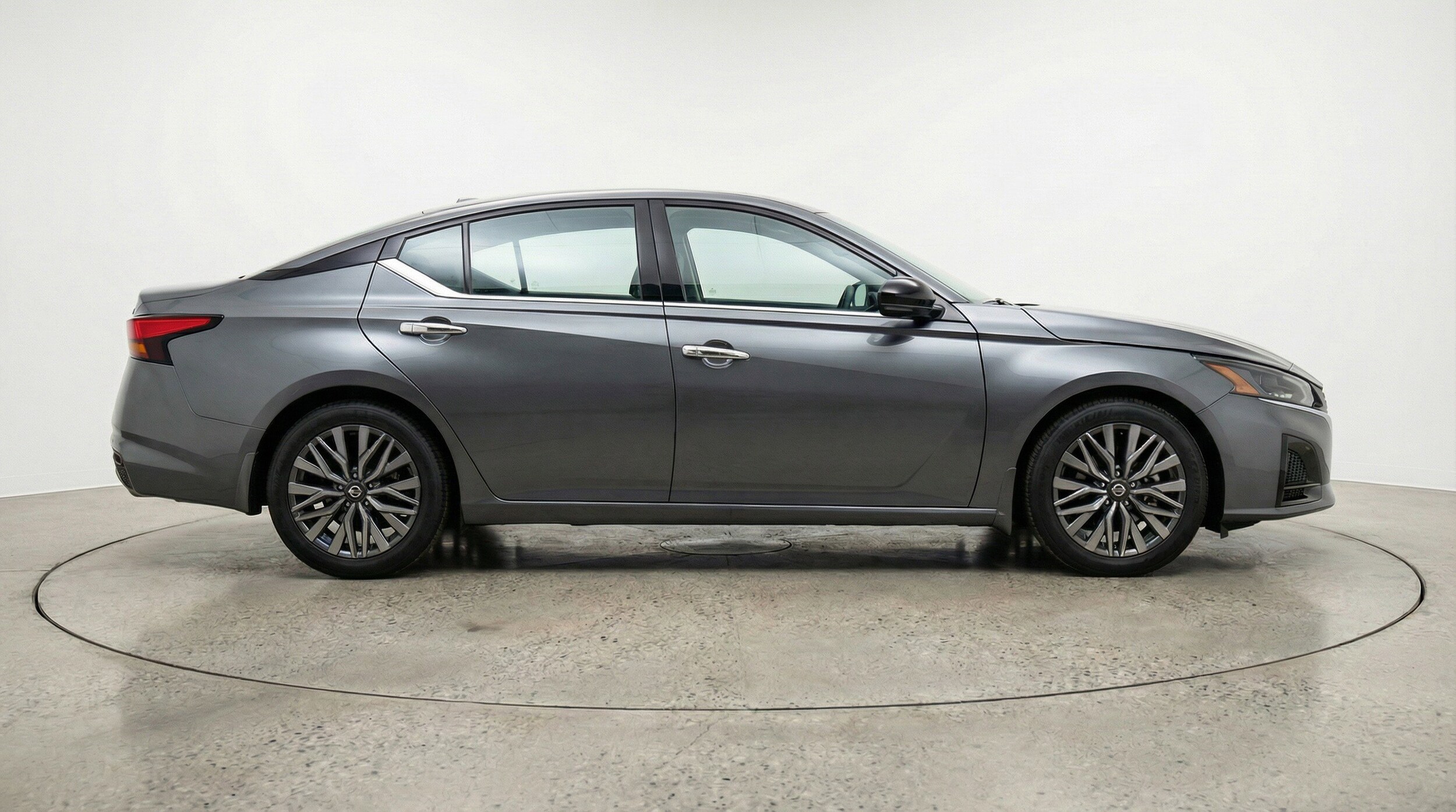 Thumbnail: 2025 Nissan Altima - 11