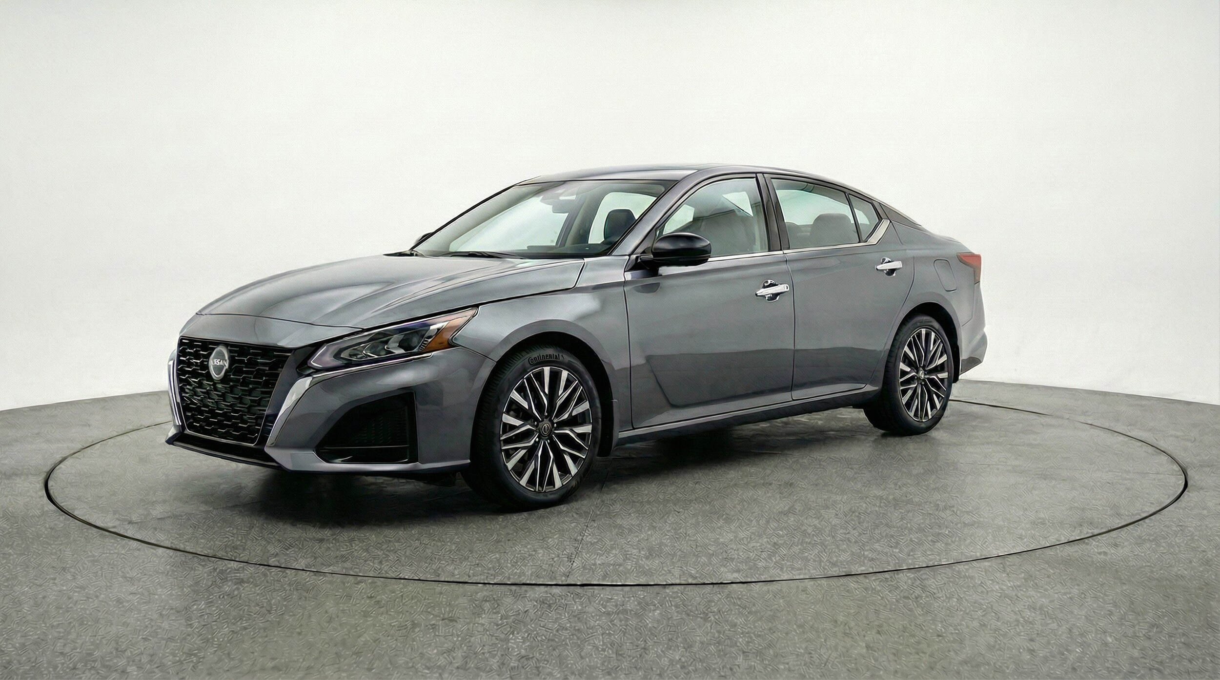 Thumbnail: 2025 Nissan Altima - 3