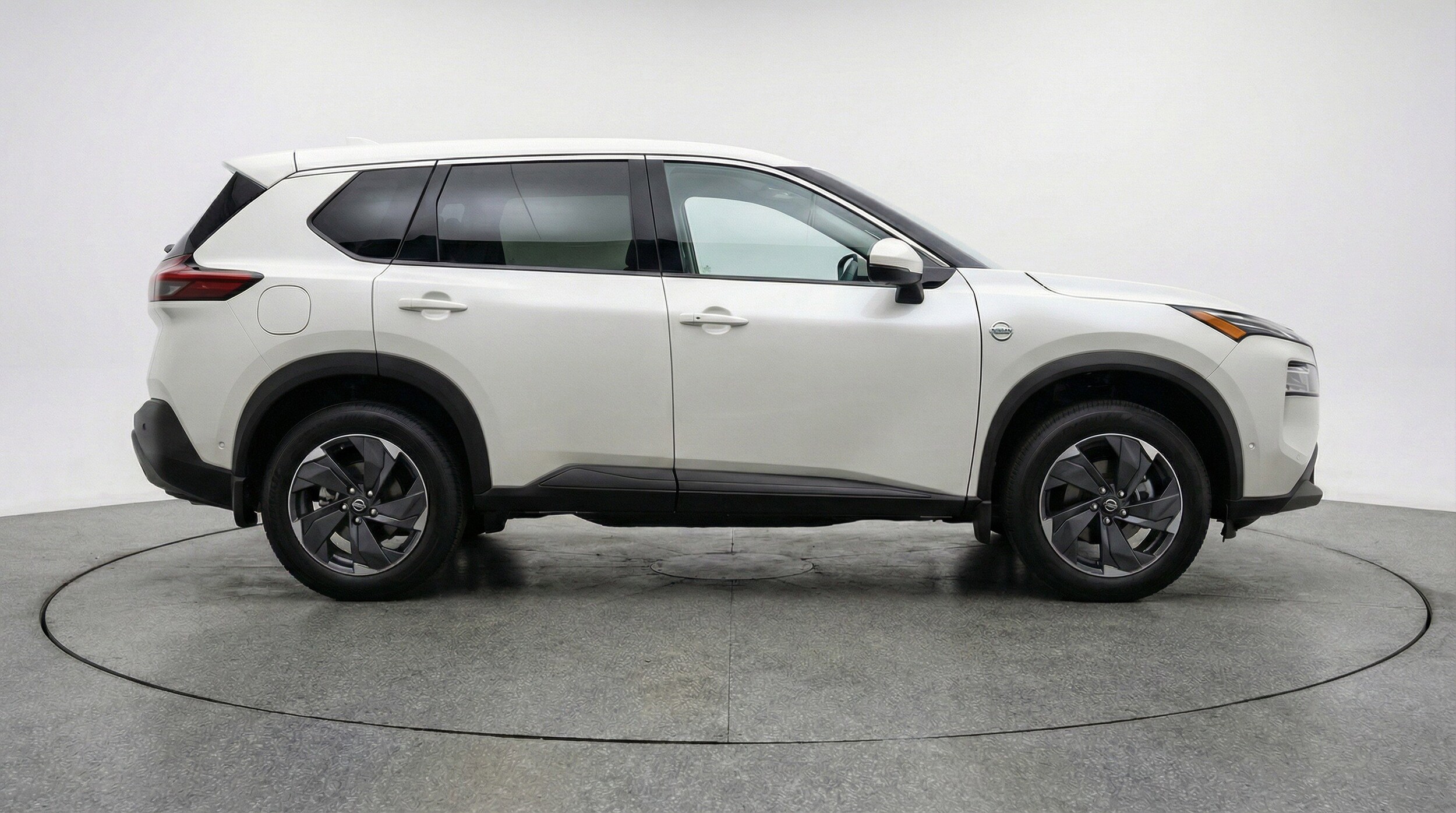 Thumbnail: 2025 Nissan Rogue - 11