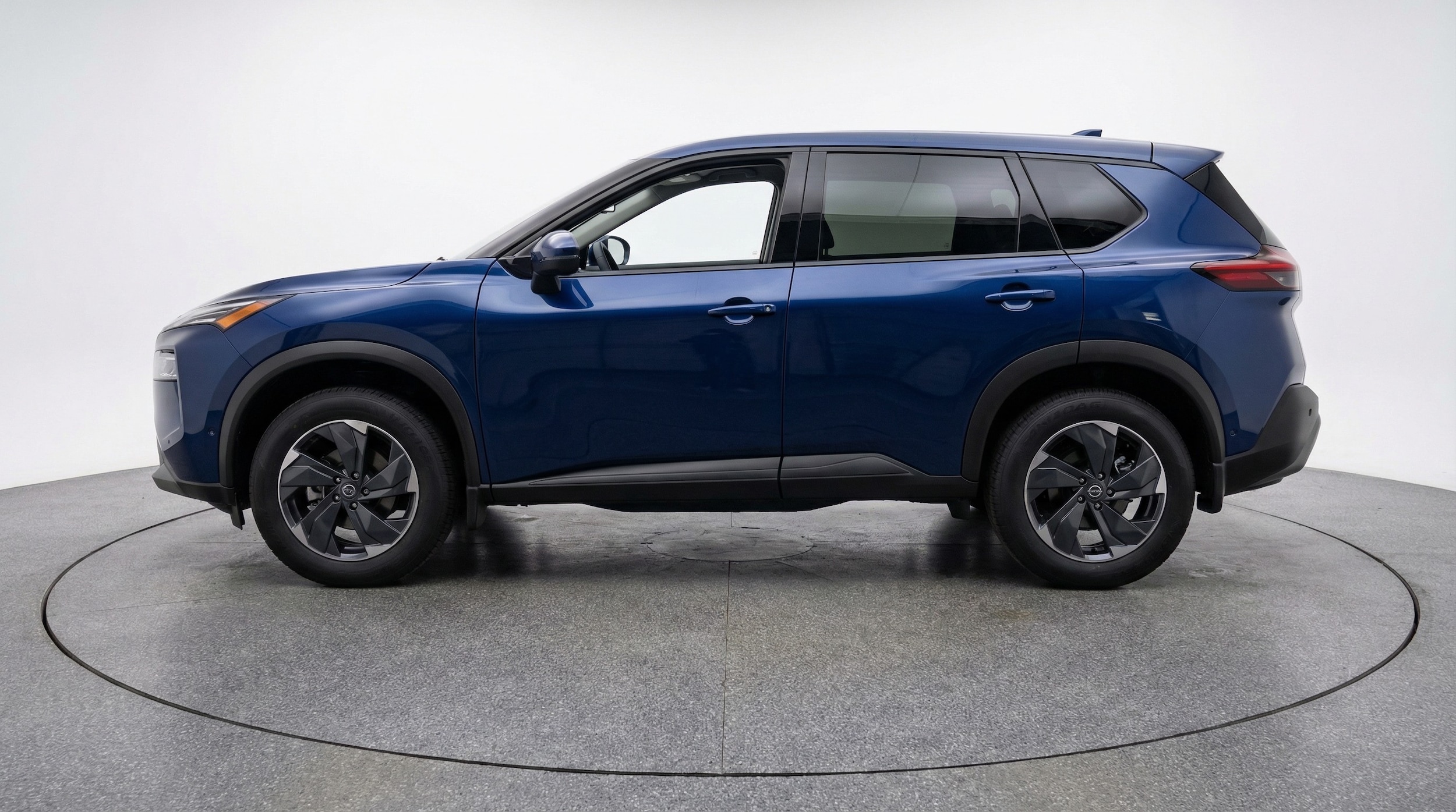 Thumbnail: 2025 Nissan Rogue - 4