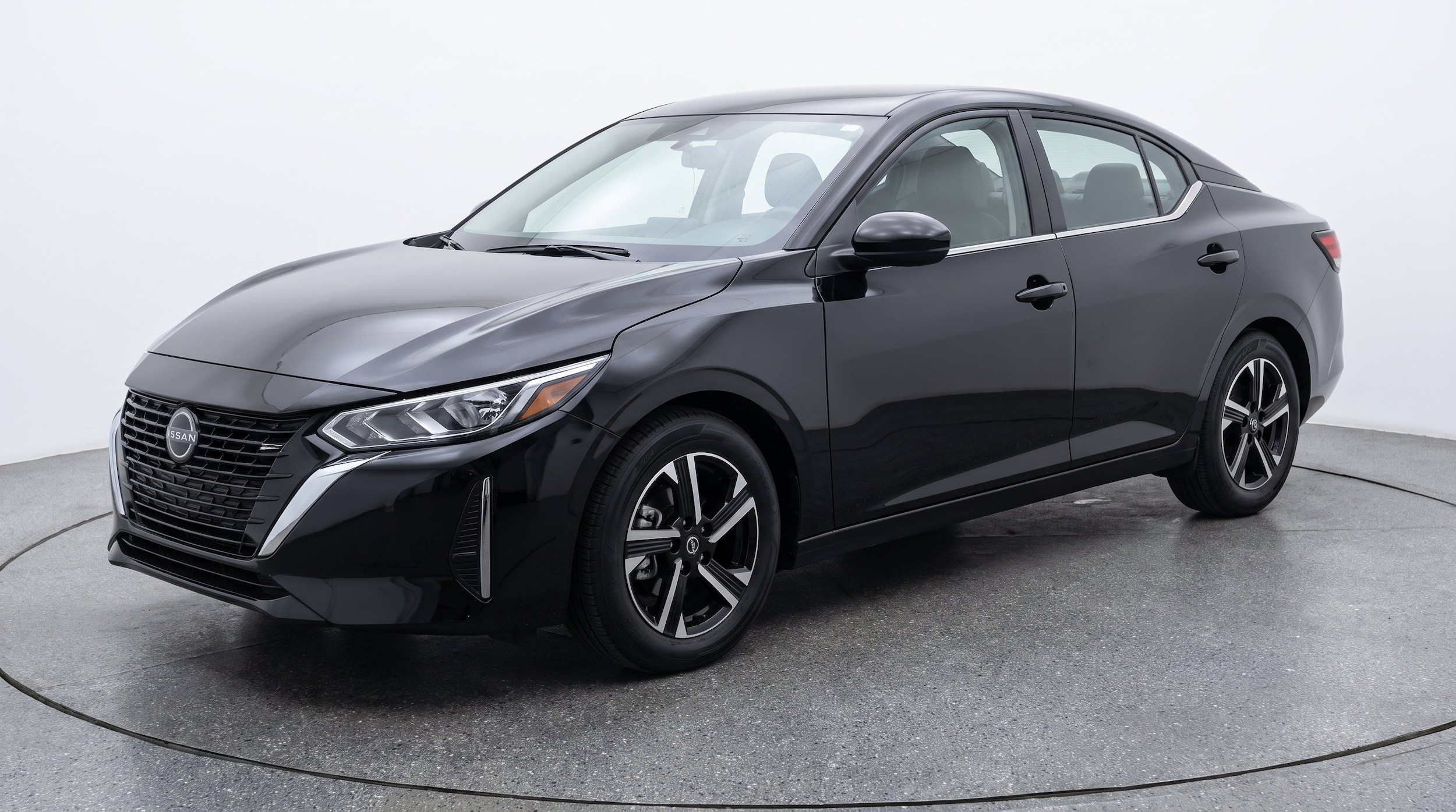 Thumbnail: 2025 Nissan Sentra - 3