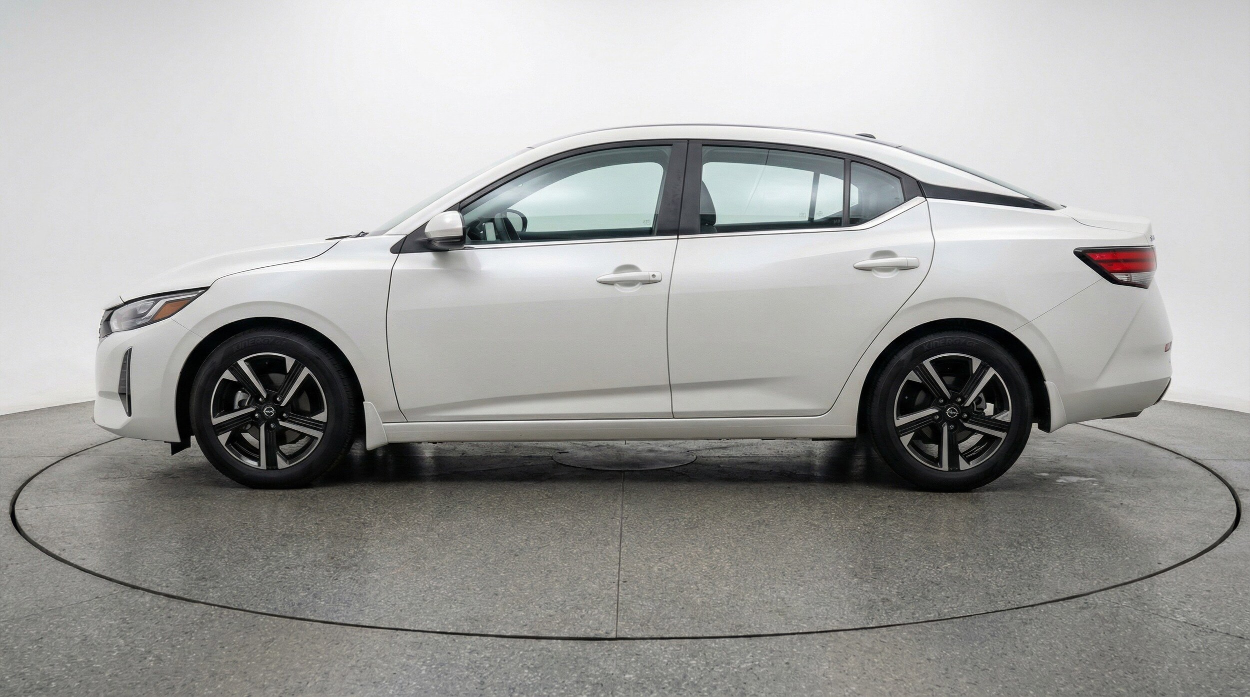 Thumbnail: 2025 Nissan Sentra - 5