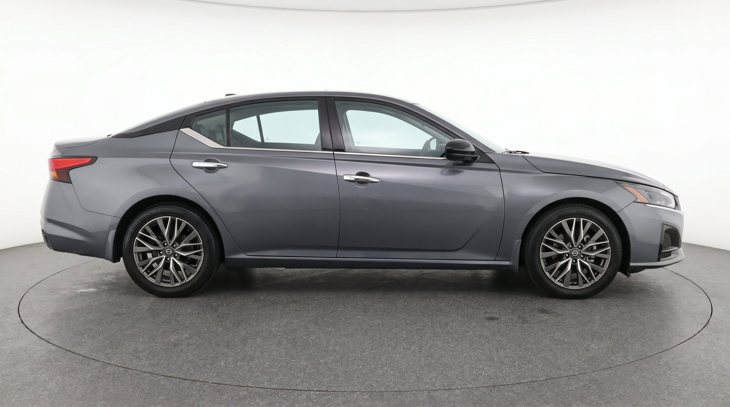 Thumbnail: 2025 Nissan Altima - 11