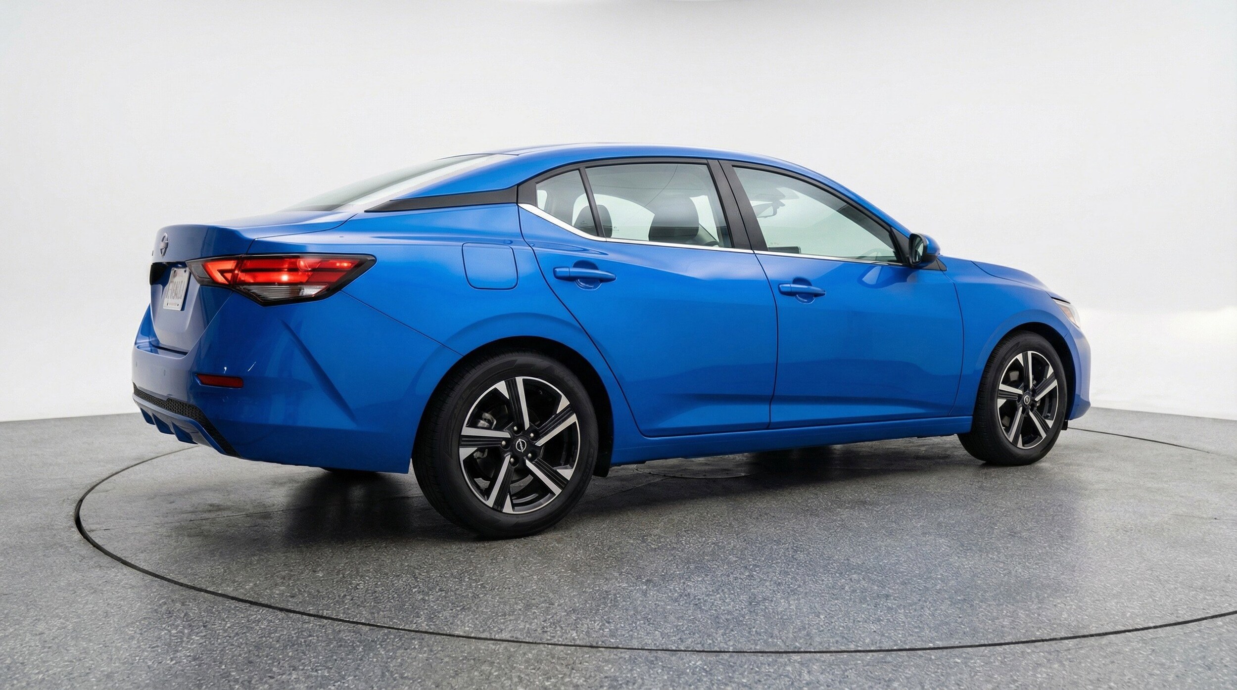 Thumbnail: 2025 Nissan Sentra - 9