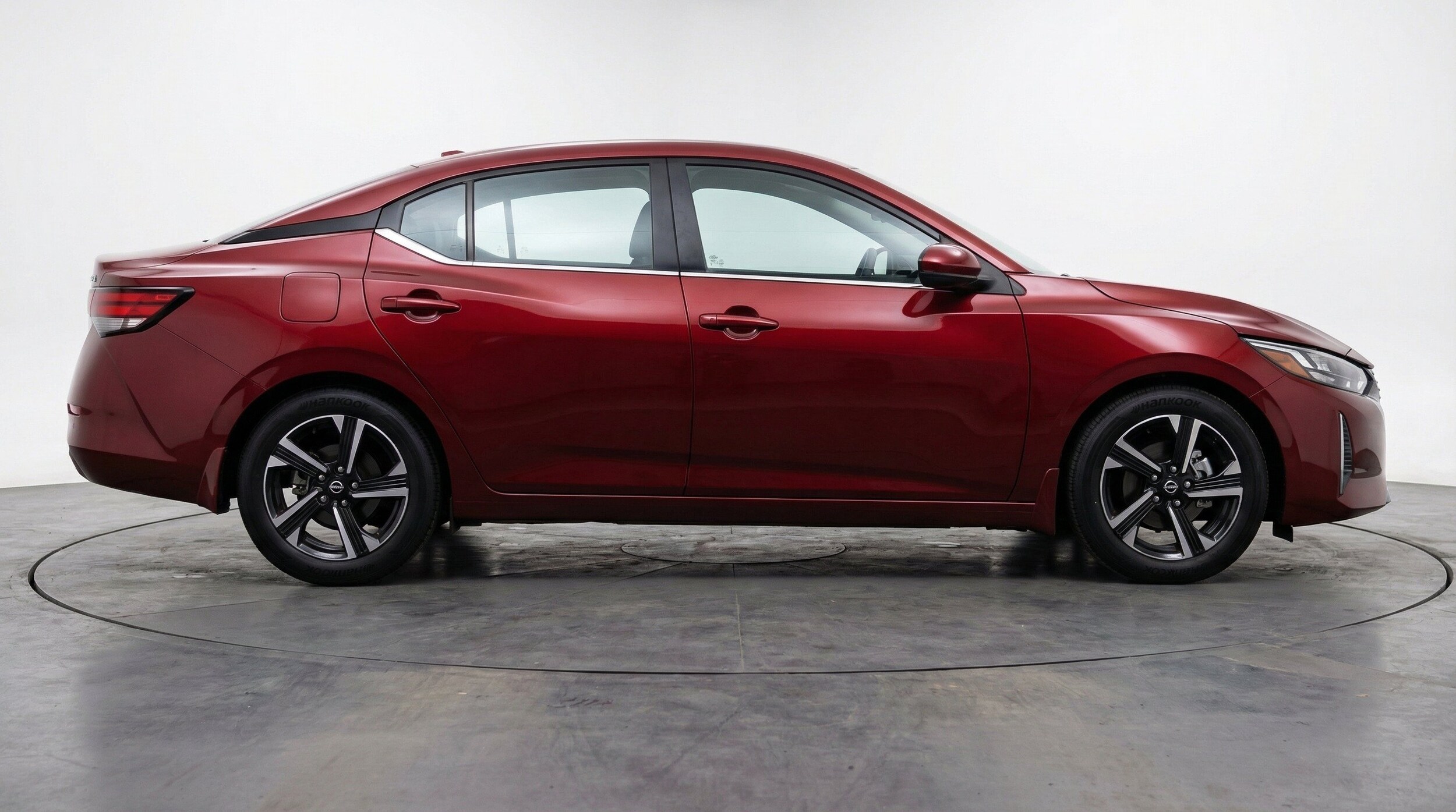 Thumbnail: 2025 Nissan Sentra - 11
