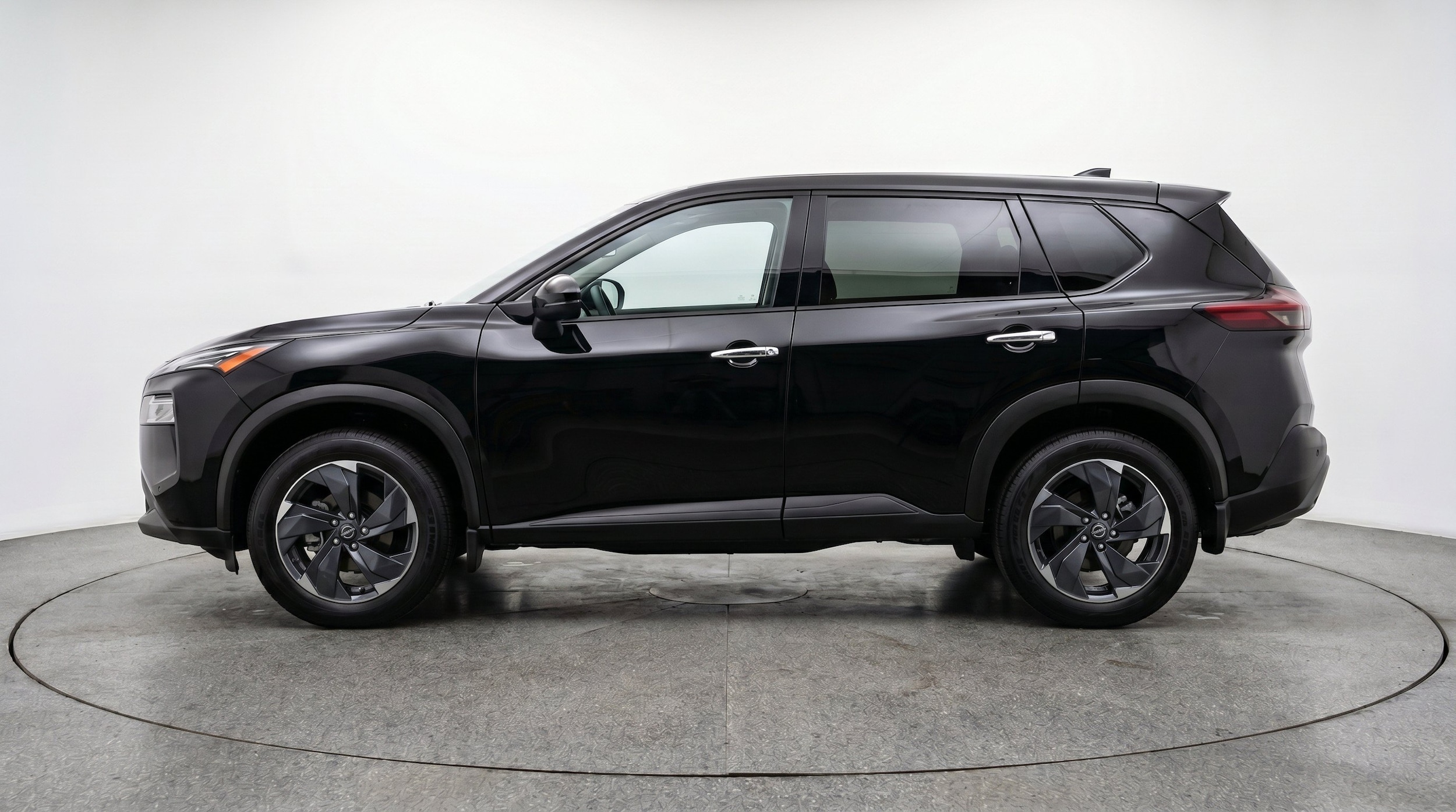 Thumbnail: 2025 Nissan Rogue - 5