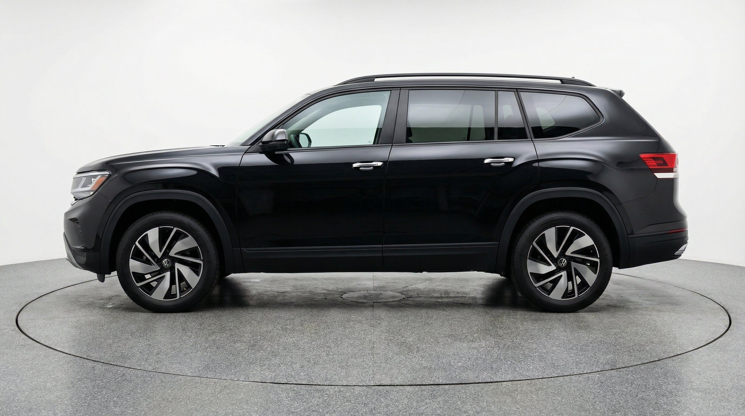 Thumbnail: 2026 Volkswagen Atlas - 5