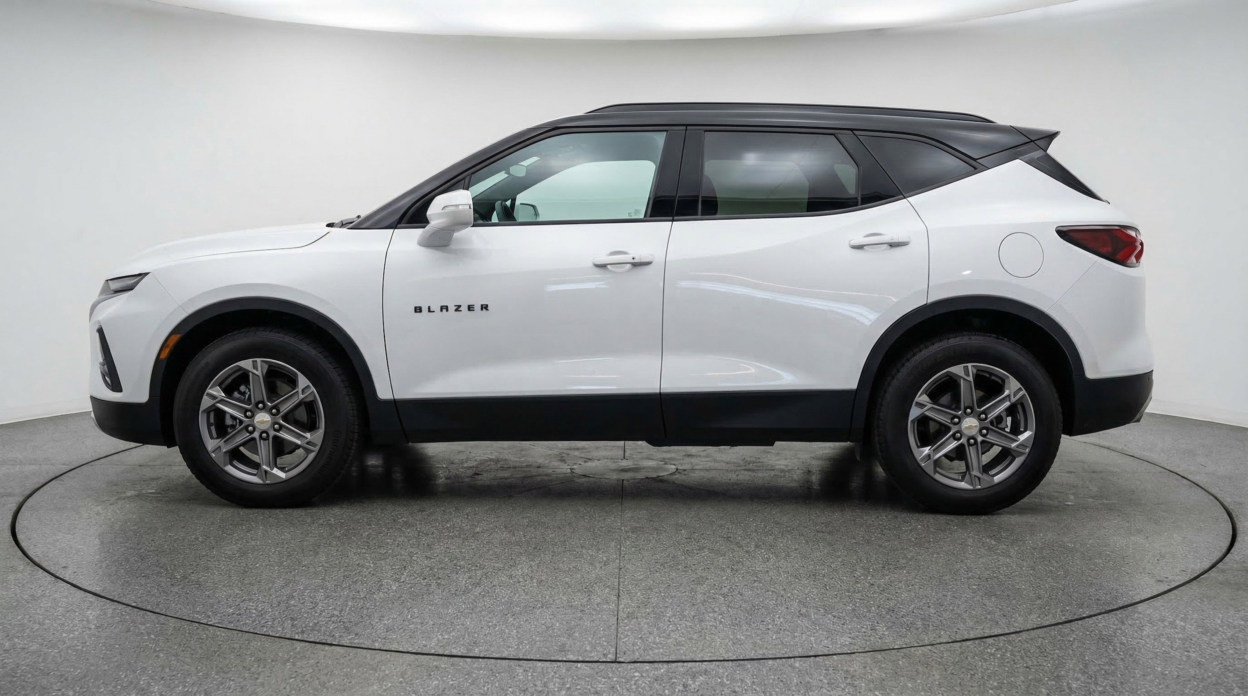 Thumbnail: 2025 Chevrolet Blazer - 5