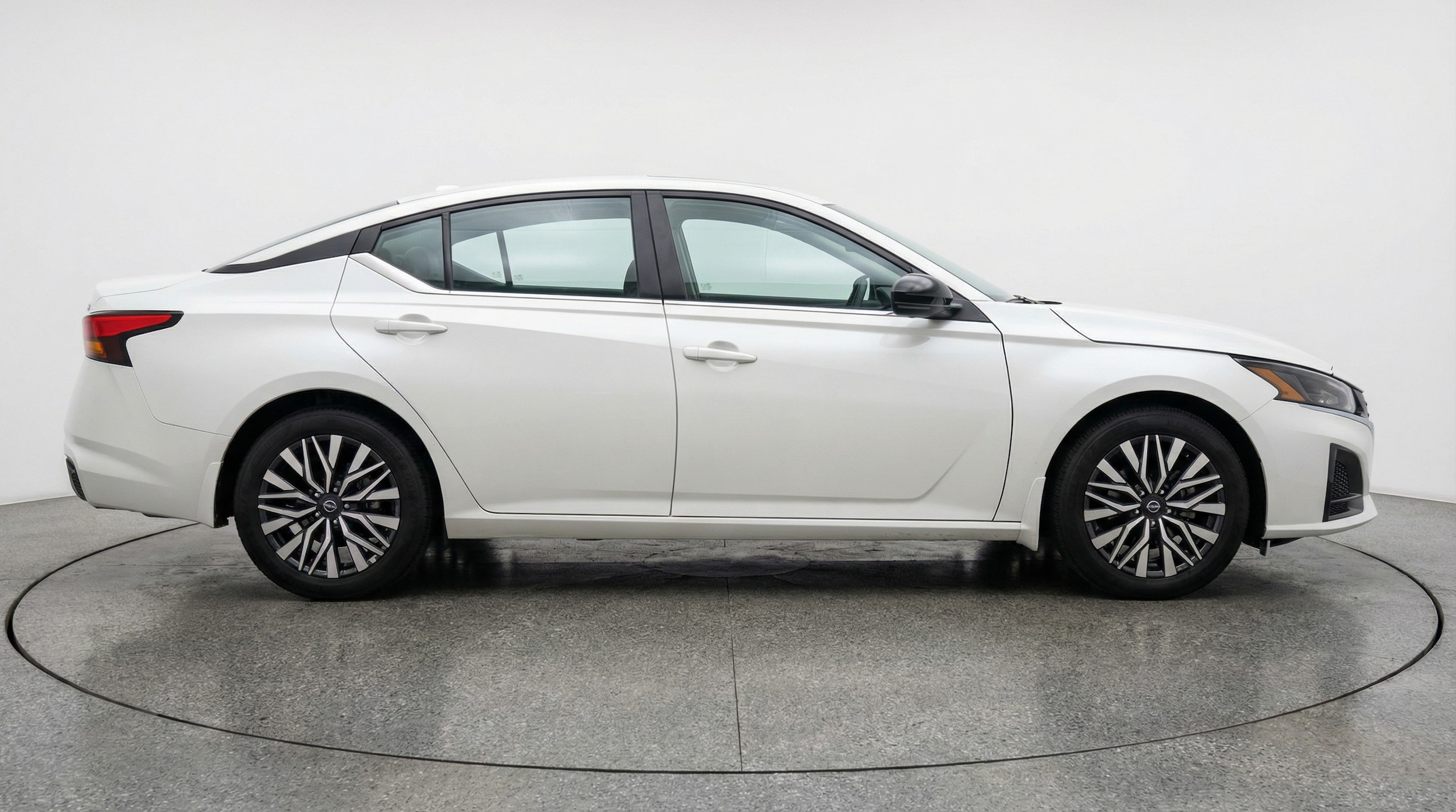 Thumbnail: 2025 Nissan Altima - 8